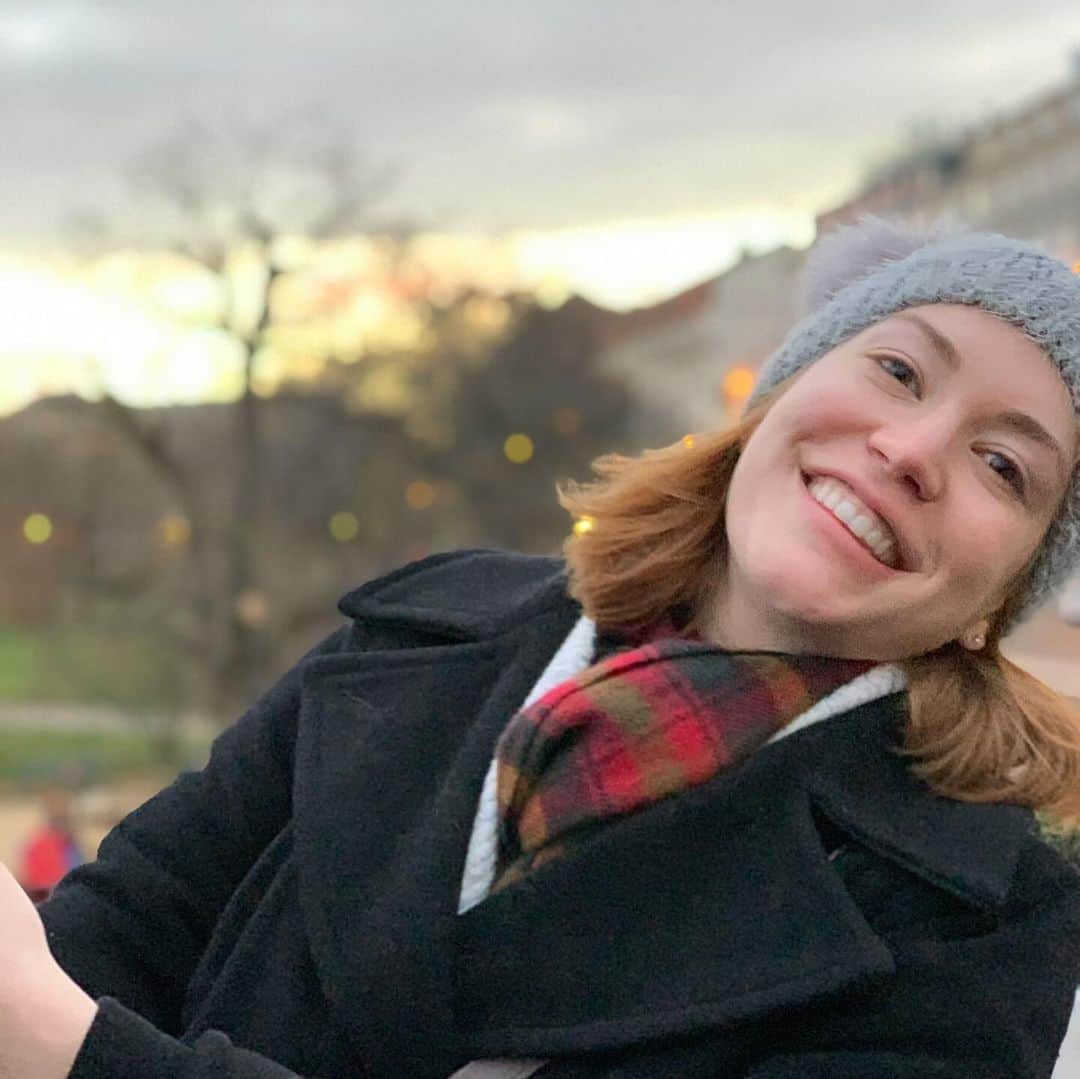 アレックス・ブノワのインスタグラム：「Two years ago we got to stand up with our friends and family and celebrate our love and the life we have together. So much has happened between then and now now, but one thing has and will always remain constant; I love you more and more every day. Love you, Jordan!」