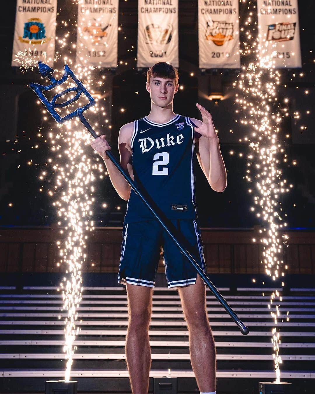 FIBAのインスタグラム：「Cooper Flagg announced his commitment to Duke 📣💥  📸 @cooper_flagg」