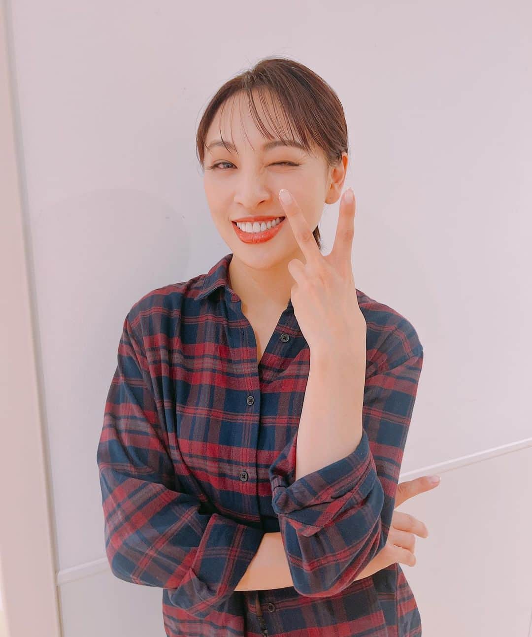 音月桂さんのインスタグラム写真 - (音月桂Instagram)「雪組作品に欠かせない数々の名曲が しんしんと降る雪のように、 心の奥に静かに優しく積もっていく感覚。 ゆっくり味わって、その後もなお余韻にひたる… とぉーっても幸せな時間を過ごすことができました。 ありがとうございました💚  행복한 시간을 보내게해주셔서 감사합니다.  hairmake・photo/ @kanesawamiho   #雪組 #pre100thAnniversary #GreatestDream  #東京公演千穐楽」10月30日 23時11分 - keiotozuki_official