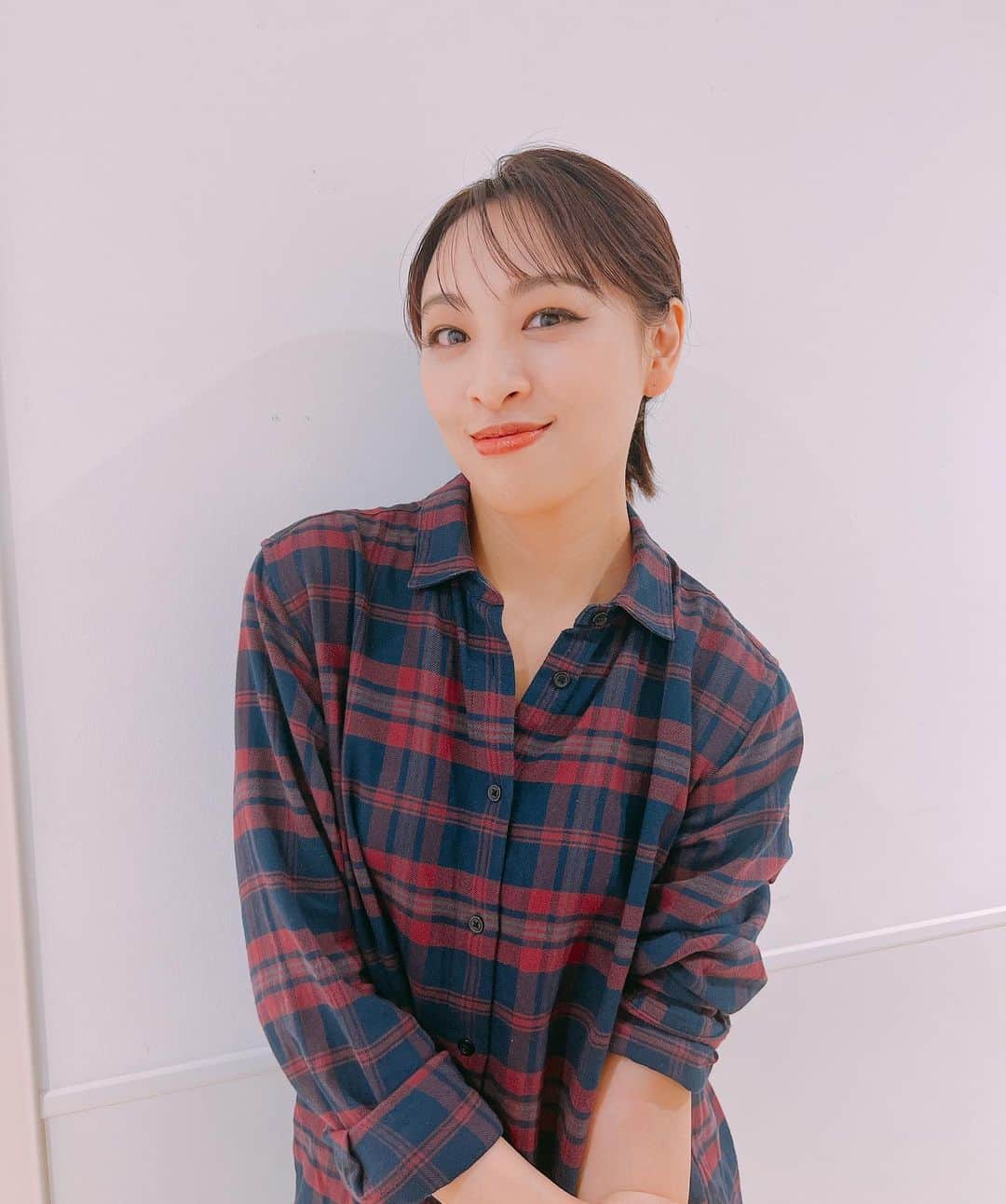 音月桂さんのインスタグラム写真 - (音月桂Instagram)「雪組作品に欠かせない数々の名曲が しんしんと降る雪のように、 心の奥に静かに優しく積もっていく感覚。 ゆっくり味わって、その後もなお余韻にひたる… とぉーっても幸せな時間を過ごすことができました。 ありがとうございました💚  행복한 시간을 보내게해주셔서 감사합니다.  hairmake・photo/ @kanesawamiho   #雪組 #pre100thAnniversary #GreatestDream  #東京公演千穐楽」10月30日 23時11分 - keiotozuki_official