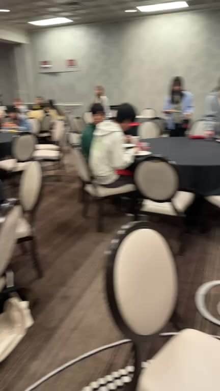 名古屋スクールオブミュージック＆ダンス専門学校のインスタグラム：「スタッフ系海外研修の朝食バフェの様子です！ みんな朝から元気！」
