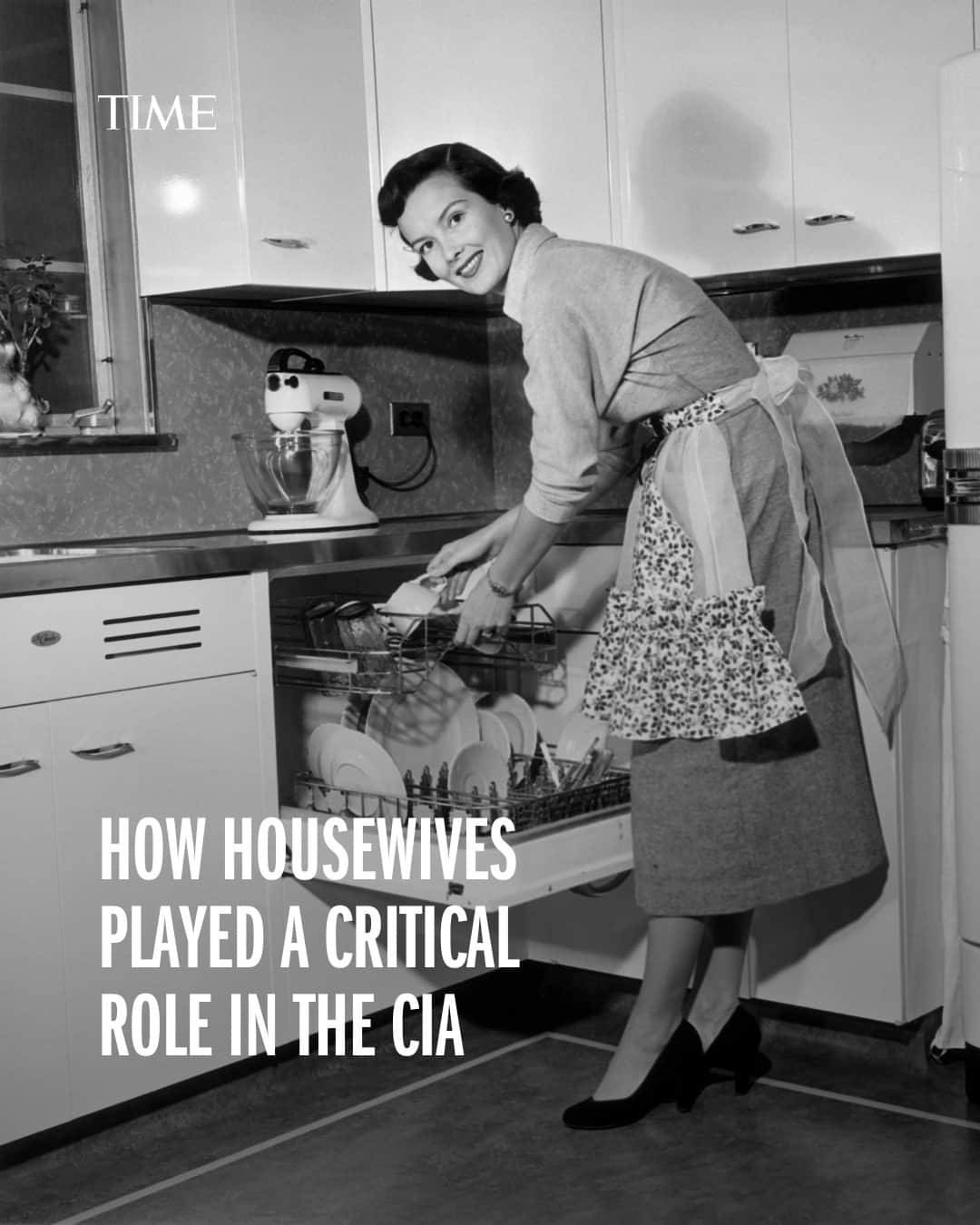 TIME Magazineのインスタグラム：「For decades during the Cold War, thousands of women kept the Central Intelligence Agency running.   Chief among these were the wives of male agents, who often served alongside their husbands, receiving tradecraft training but little to none of the pay. At the U.S. State Department, male diplomats’ performance evaluations took into account wives’ willingness to roll bandages and host potlucks. In the military, wives formed auxiliaries, even broke enemy ciphers, observing a strict hierarchy depending on the rank of the men they married.  In her new book, Liza Mundy explores the secret history of the women at the CIA.   Read an excerpt at the link in bio.  Photograph by Getty」