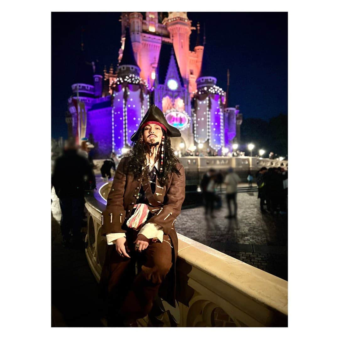 駒田航さんのインスタグラム写真 - (駒田航Instagram)「Trick or Treat  #Disney #Halloween #2023 #Dハロ」10月31日 0時00分 - wataru_komada