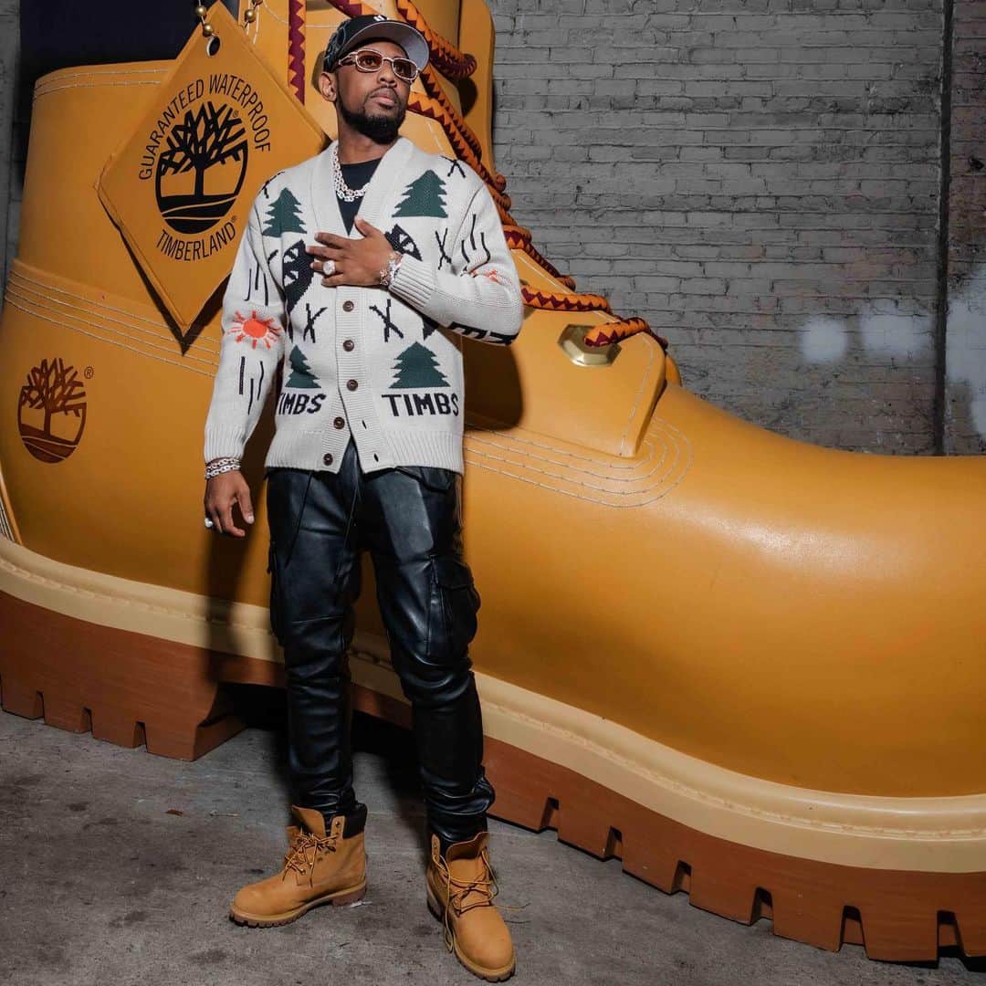 ファボラスのインスタグラム：「Ima give em Timbs..  Tell em lace his boots, ima give the kid some gems 💎 @timberland   #TimberlandStoop」