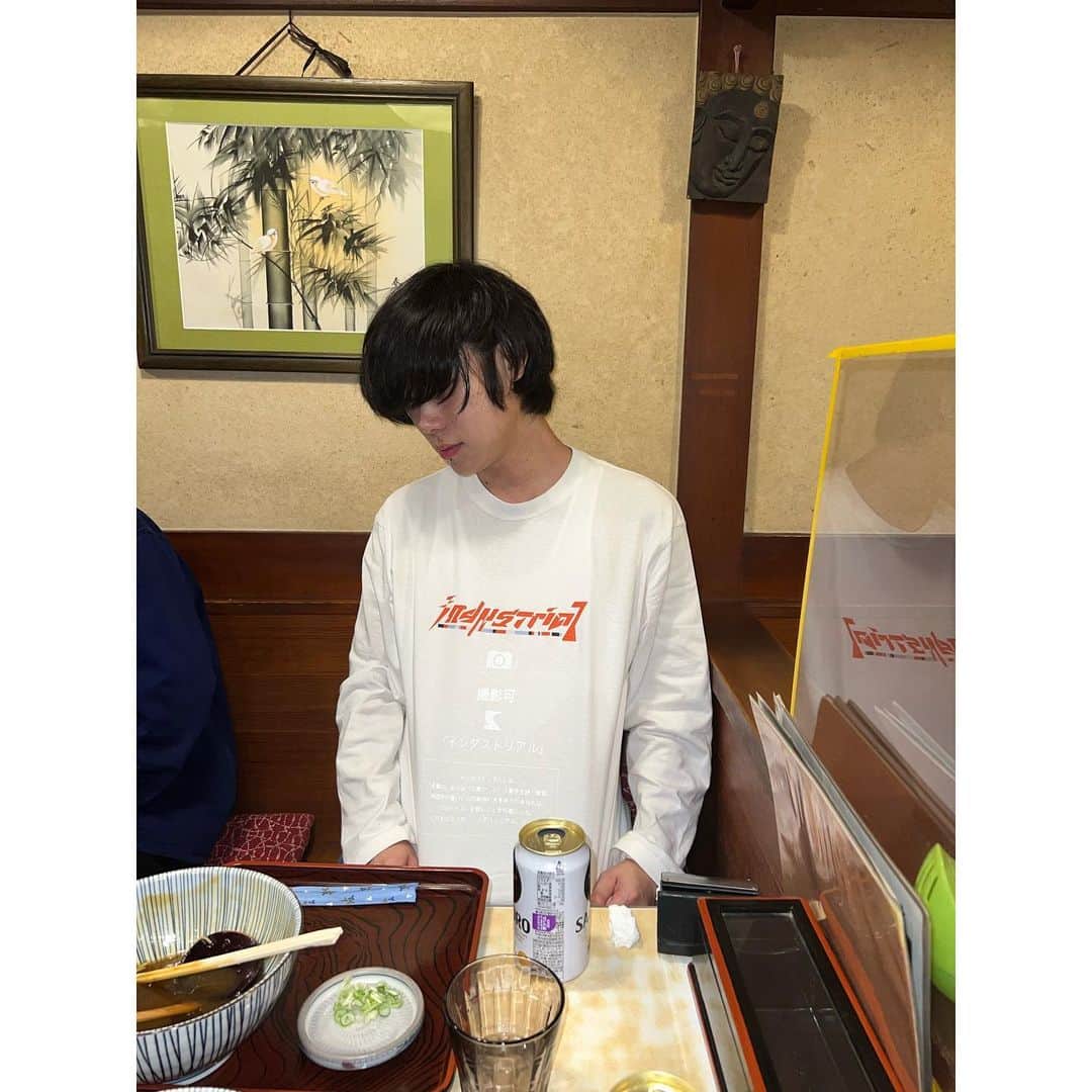 佐々木亮介さんのインスタグラム写真 - (佐々木亮介Instagram)「Singing Bar Look @takkyun_ncis  @tsubasashishido  @pelicanfanclub  Let's go T O H O K U」10月31日 0時21分 - ryosukesasakileo