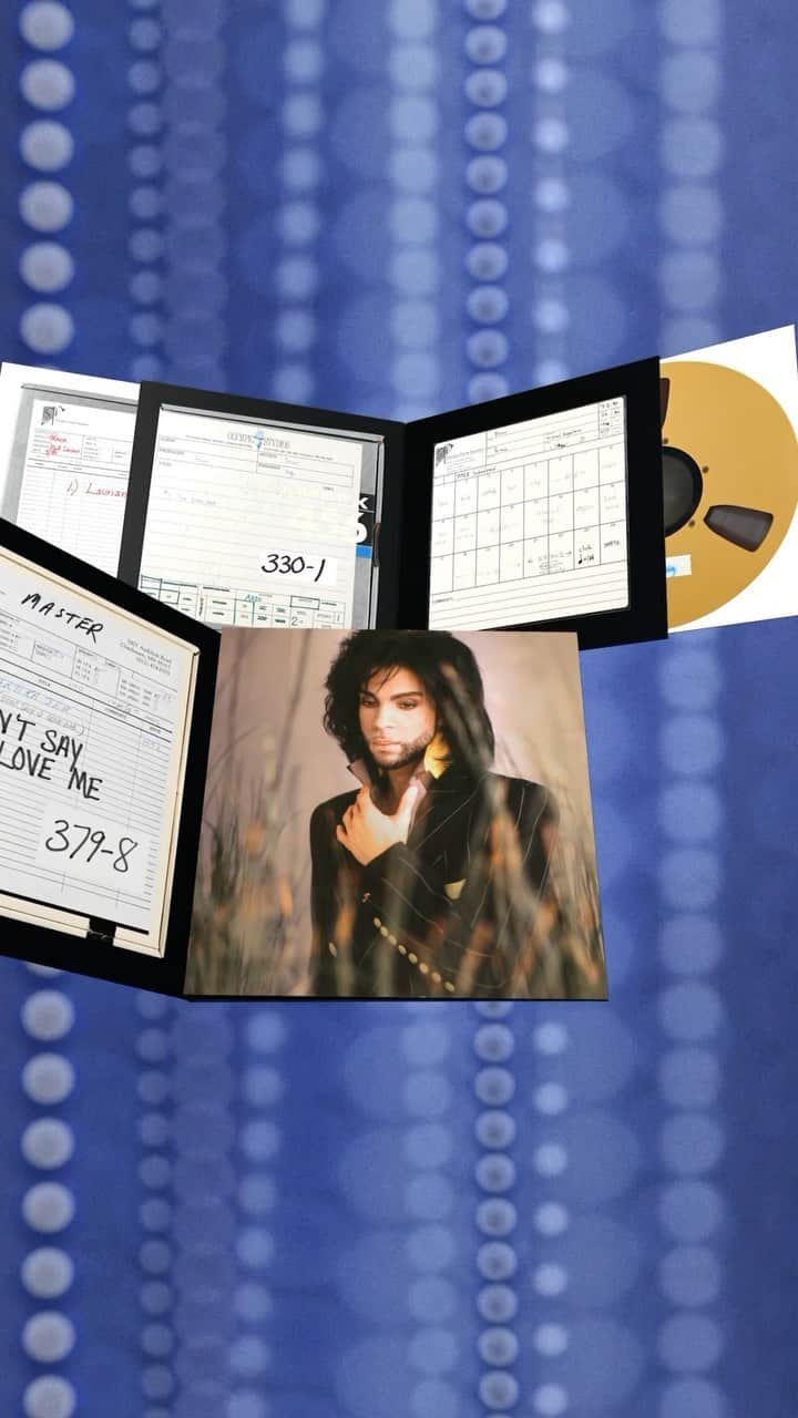 プリンスのインスタグラム：「The box set of Diamonds And Pearls Super Deluxe includes 47 previously unreleased audio recordings from the vault, a Blu Ray disc of 3 rare and previously unseen live performances, and a 120-page hardcover book.   Now available for purchase at the link in bio!」