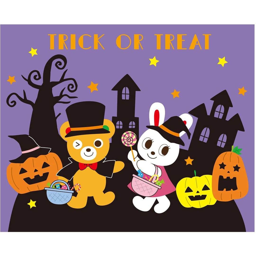 MIKI HOUSE ミキハウスさんのインスタグラム写真 - (MIKI HOUSE ミキハウスInstagram)「トリックオアトリート！ 今日はHappy Halloween👻🍭  お部屋をかぼちゃやキャンドルで 飾り付けをしたり、みんなで 好きな仮装をしてパーティをしたり…♩楽 しいハロウィンナイトをおすごしください😊   #mikihouse #ミキハウス #trickortreat #halloween2023 #halloween #ハロウィン #happyhalloween」10月31日 10時00分 - mikihouse.official