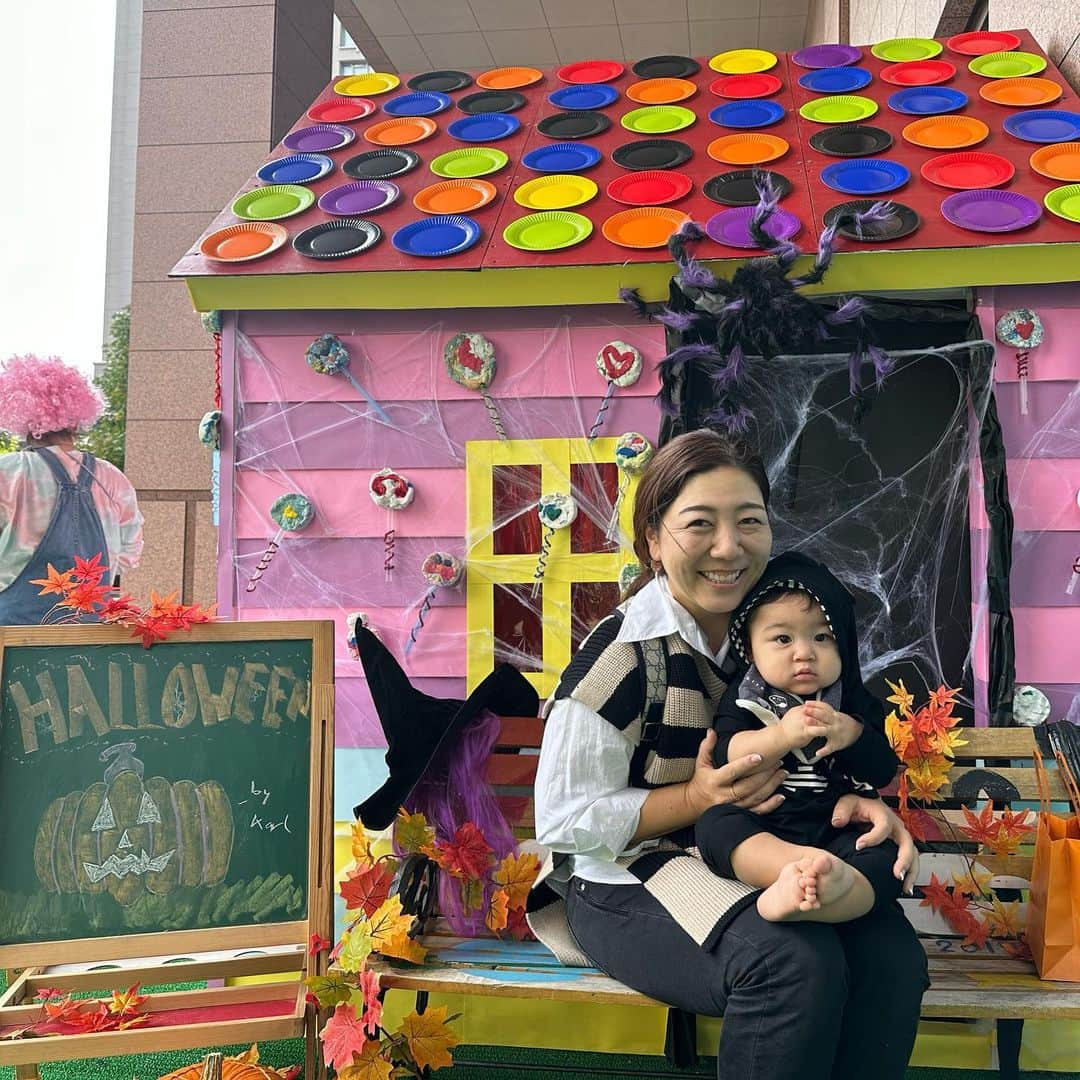 宮里美香さんのインスタグラム写真 - (宮里美香Instagram)「*** Happy Halloween!!🎃👻  #halloween #october #31th  #myson #socute #boy  #ハローウィン #息子くん  #初めての仮装 #コウモリさん 🦇」10月31日 10時37分 - mikamiyazato_official