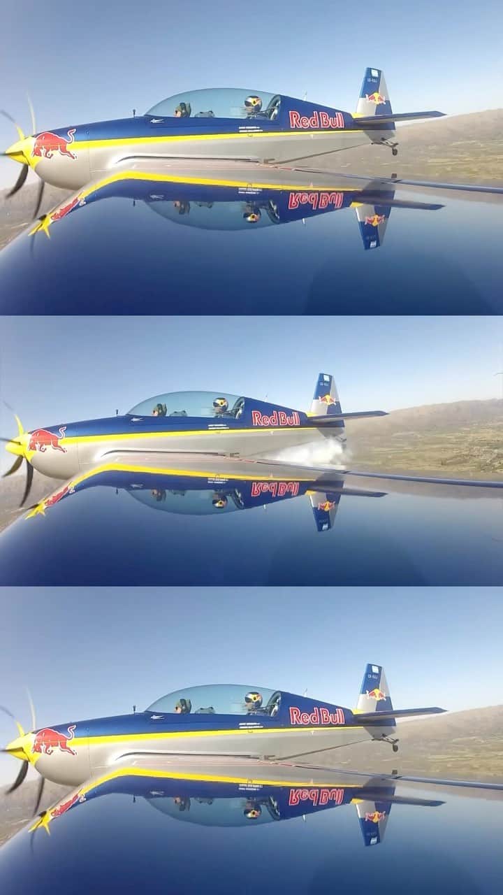 Hugo Garciaのインスタグラム：「VIDEO COMPLETO!!!!!! Les dejo una de las experiencias más increíbles de mi vida 🖤🙌🏽 Gracias @redbullperu @redbullarg @jorgemalatiniairshows por hacer esto posible!」