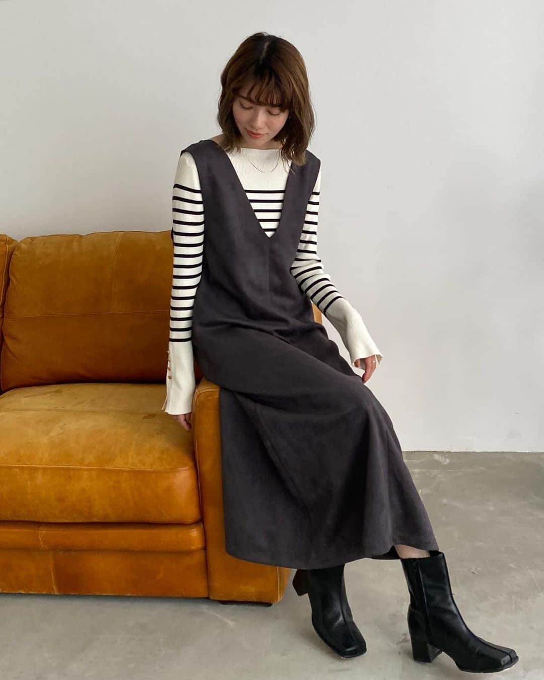 のインスタグラム：「≪10/31 newitem≫ 本日発売の新作ボトムス♡ . ITEM.01 #前後2wayスエードジャンパースカート  【3color】(ACJR0525)  ITEM.02 #レオパード柄マーメイドスカート 【2color】(ACXP3971)  #titivate #ティティベイト #スカート #マーメイドスカート #スカートコーデ #ジャンパースカート #冬コーデ #カジュアルコーデ #ママコーデ #大人カジュアル #トレンドコーデ #大人カジュアルコーデ #シンプルコーデ #きれいめカジュアルコーデ #大人可愛いコーデ #きれいめコーデ」
