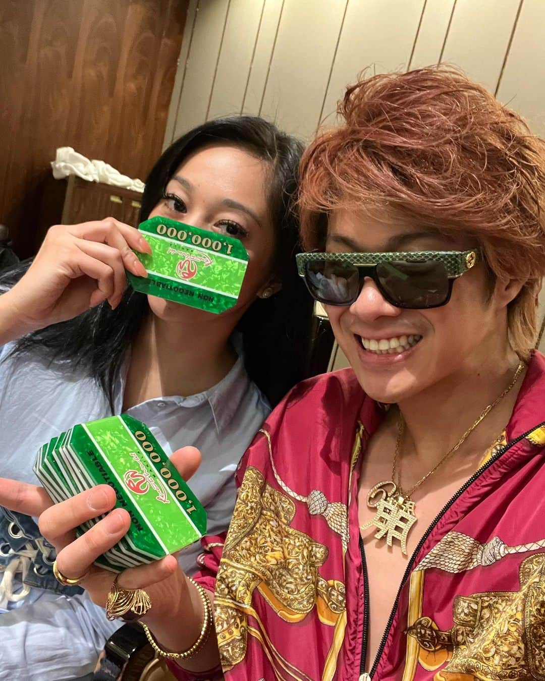 TOMOROさんのインスタグラム写真 - (TOMOROInstagram)「Casino is make money for me😎💰👍🔥✨  I'm with @avamendezofficial in Manila🇵🇭💕She is queen god of win cuz I've big won💰💰💰💰💰💰💰💰💰💰💰💰💰👍👍👍👍👍👍👍🔥🔥🔥🔥🔥✨✨✨✨✨✨✨  #makemoney #casino #カジノ #博徒 #シーシャ王子」10月31日 2時41分 - tomoro_king6666