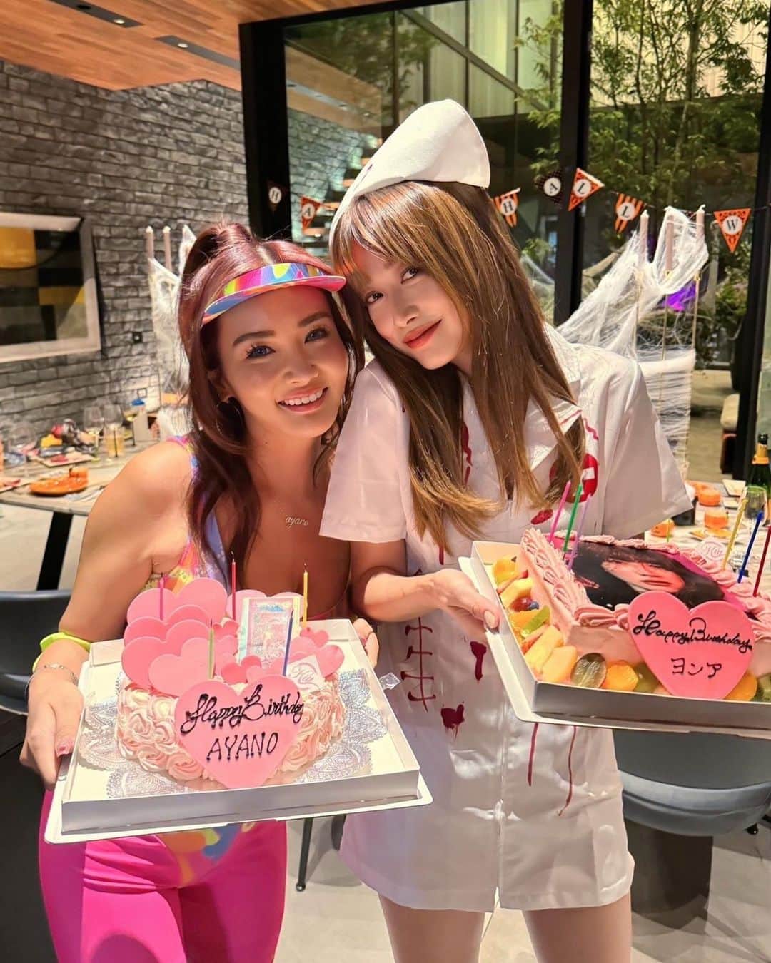kiyomi medeirosのインスタグラム：「大好きなあやのちゃんヨンちゃん @ayano_fukuoji @youn1029 お誕生日おめでとう🎁🎂🥹❤️ 今年もお祝い出来て嬉しいよぉ〜❤️❤️❤️ 今年もキラキラで素敵な年になりますように😘❤️」