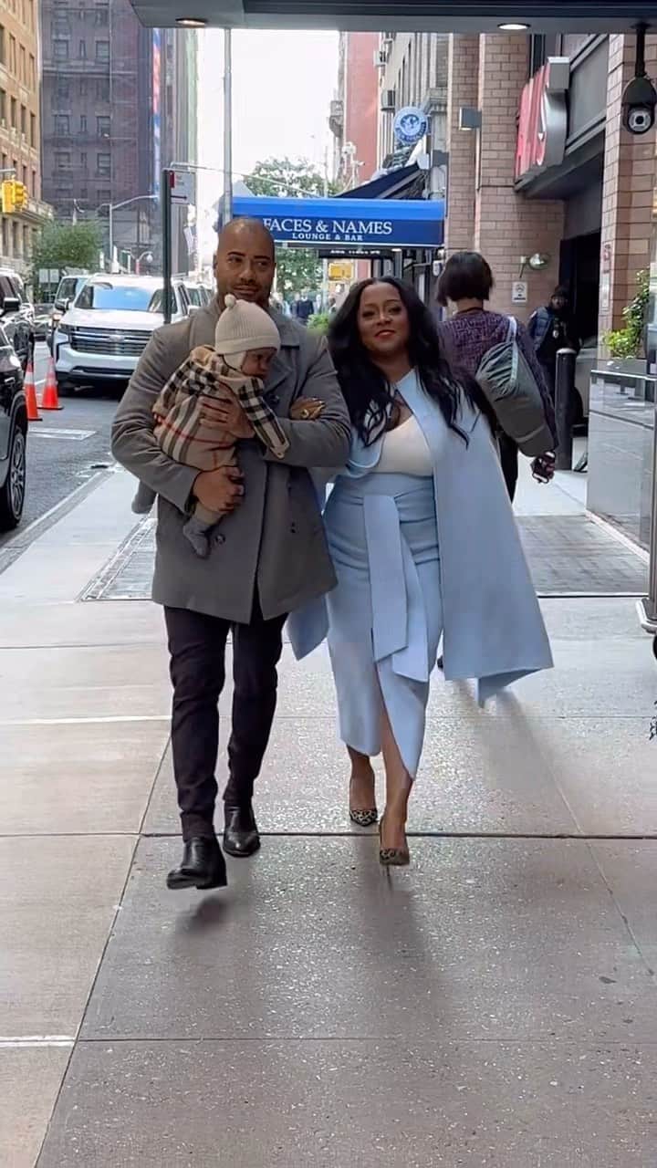 ケシア・ナイト・プリアムのインスタグラム：「I’m so grateful for this beautiful life!! Last week we were in NYC getting the word out about #breastcancerawareness . I always love stopping by @tamronhallshow … make sure to WATCH TODAY!!   It was the perfect mix of work & family!! Being from NJ it always feels like going home when I am in the tri-state area. Thank you Aunt Ang for taking the train in from PA to watch Knight for us while grandma was holding it down watching Ella in Atl… It truly takes a village!! And we even got in a double date night with my god sister & her family.  Psss… We even got a little convo in about this crazy season of @mafs & #Afterparty 😜🤫😬」