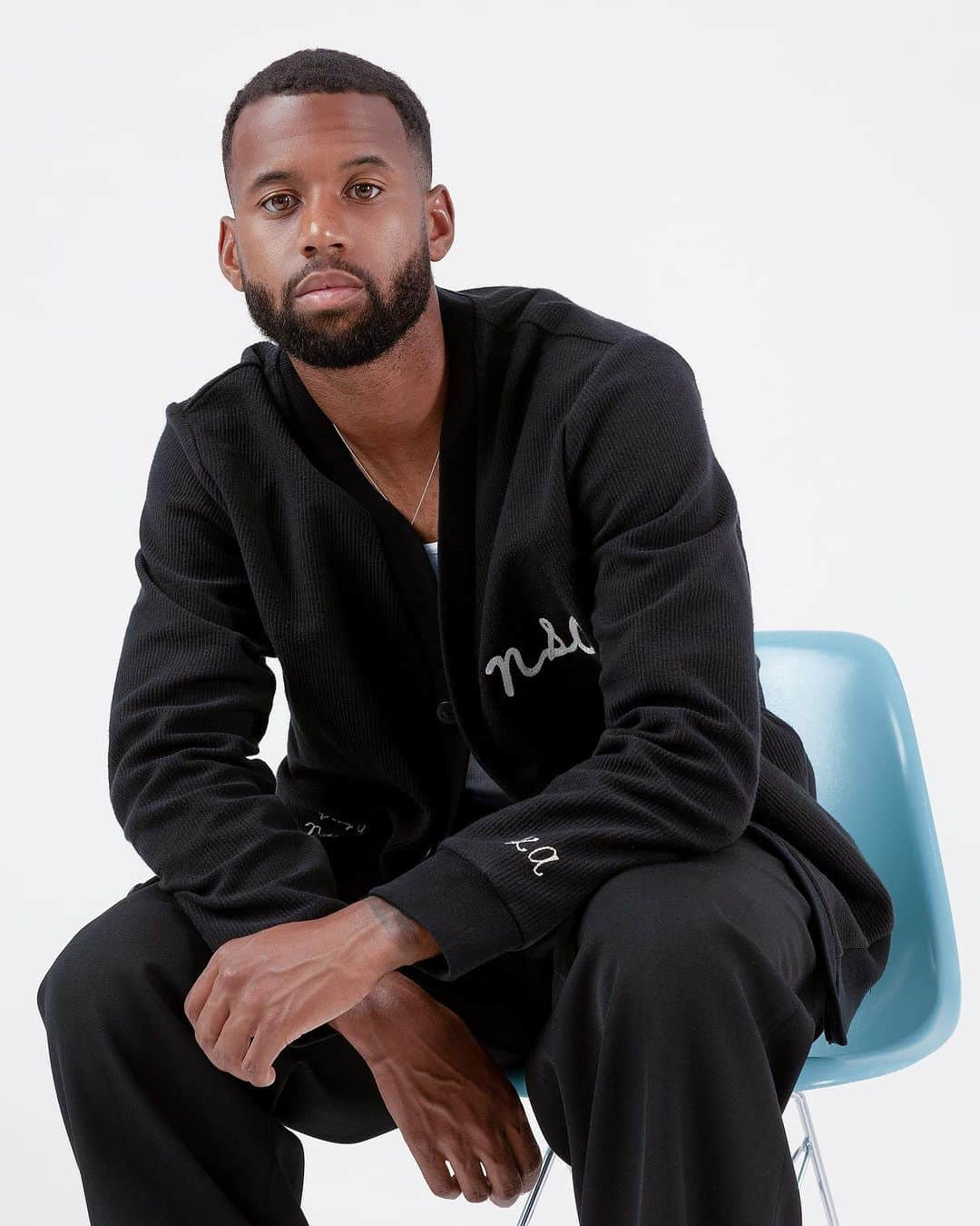 ケリーン・アコスタさんのインスタグラム写真 - (ケリーン・アコスタInstagram)「Kellyn Acosta for NEIGHBORHOOD SPORTS CLUB.   NSC Chainstitch Cardigan available now online in “Home” and “Away” color ways. Chainstitch embroidery is hand done locally by Oakland based artist + designer Asaad Bruno (@asaadbruno), more on Asaad and the bespoke production process coming soon.   neighborhoodsc.com」10月31日 3時39分 - kellynacosta