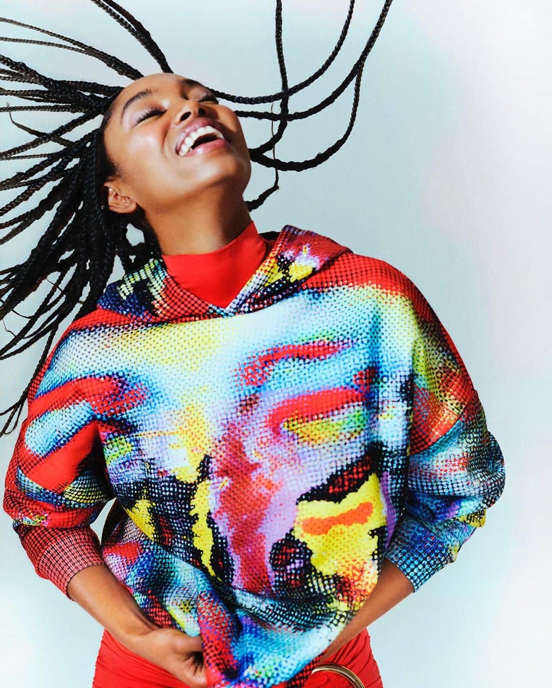 デシグアルのインスタグラム：「Not a mere hoodie but a collector's item: fans of the #DesigualxMariaEscote collaborations snatch these printed garments up season after season.  #DesigualxMariaEscote #NewDesigual」