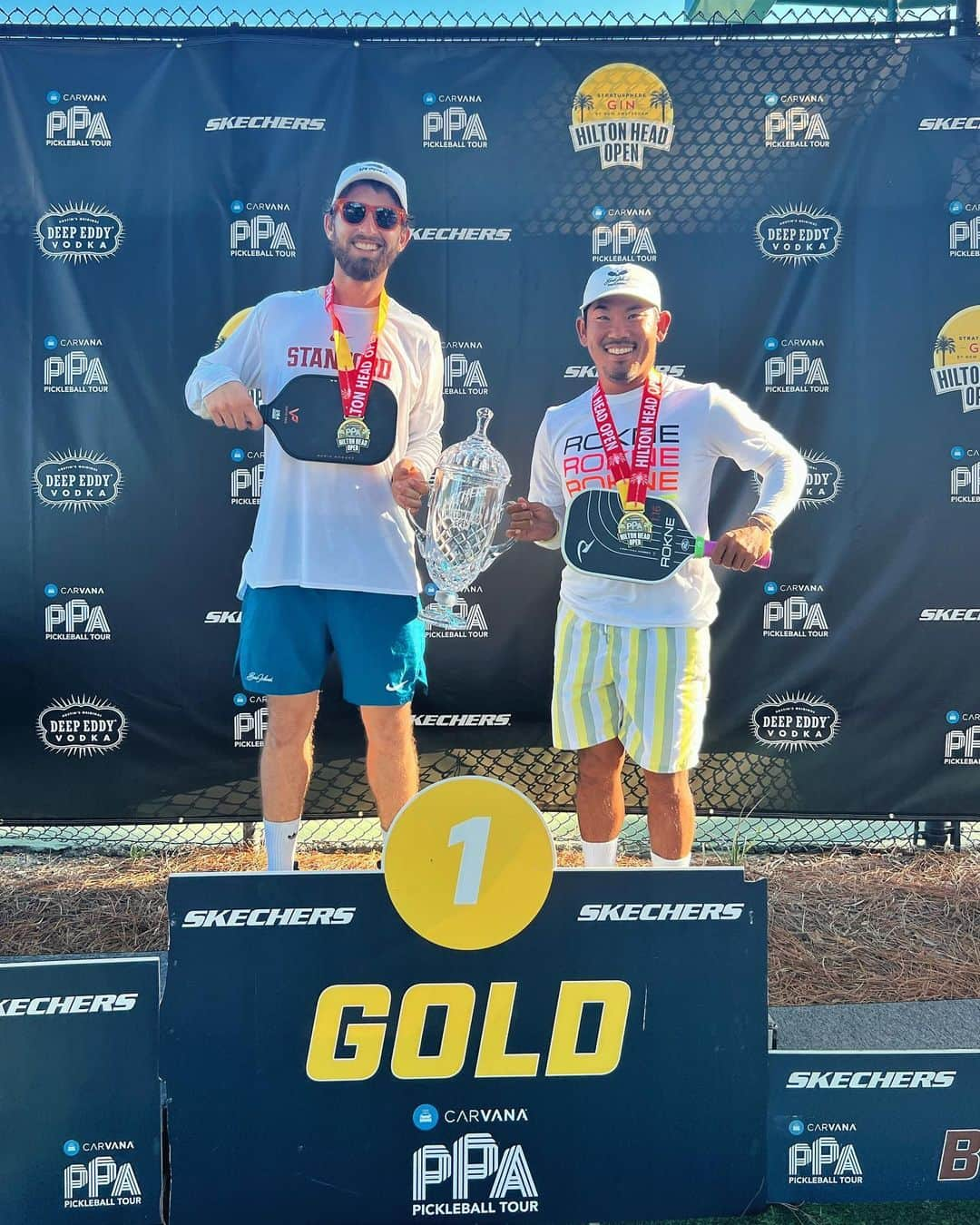 タッド・フジカワさんのインスタグラム写真 - (タッド・フジカワInstagram)「Pretty successful weekend bringing home a bit of hardware at the @ppatour in Hilton Head! 😁 🥇 in Men’s Doubles 4.5  🥉in Mixed Doubles 4.5  Thank you @bautichiaradia and @adrienne.elsberry for playing with me! So much fun competing with y’all. Let’s do it again!!😌💪🏽  • •  #professional #pickleball #ppatour #athlete #tournament #hiltonhead #southcarolina #georgia #life #love #home #hawaii #portrait #travel #adventure #pride #visibility #inspiration #gay #queer #inclusion #lgbtq #advocate #activist #instagram #influencer」10月31日 5時00分 - taddy808