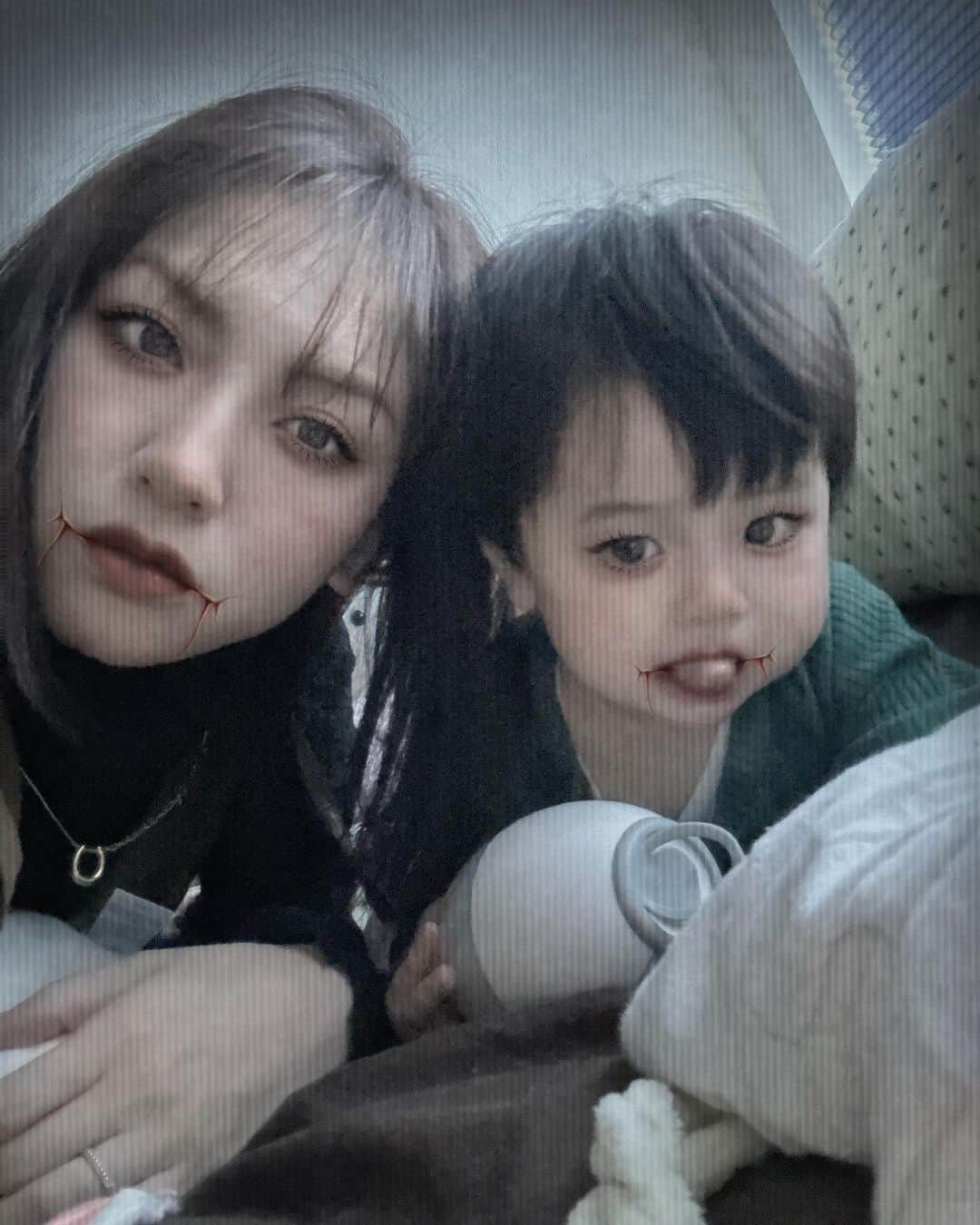 氷浦紫さんのインスタグラム写真 - (氷浦紫Instagram)「#HappyHalloween 🎃🎃🎃」10月31日 6時26分 - yukalihiula