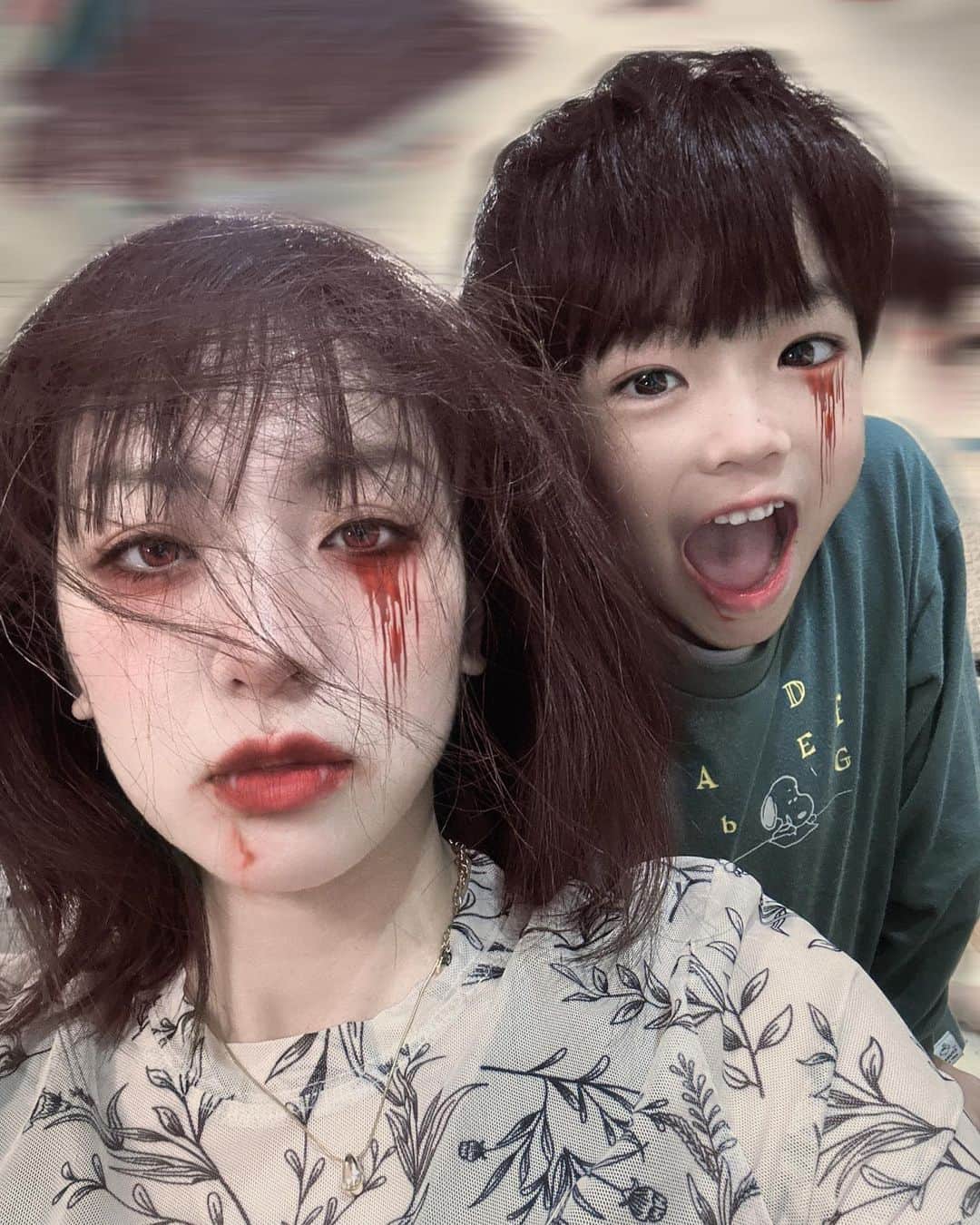 氷浦紫さんのインスタグラム写真 - (氷浦紫Instagram)「#HappyHalloween 🎃🎃🎃」10月31日 6時26分 - yukalihiula