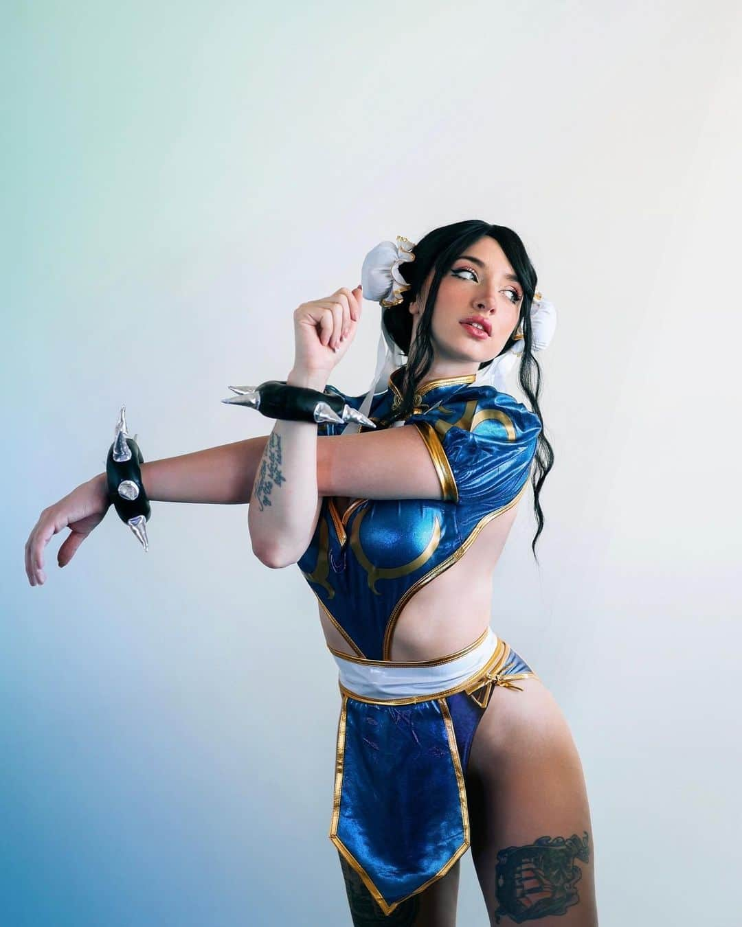 レッグアベニューさんのインスタグラム写真 - (レッグアベニューInstagram)「You ready for me? 🥊⁠ @mariannefredericks wearing Battle Chun-Li Costume」10月31日 6時27分 - legavenue