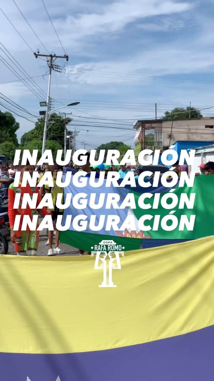 ラファエル・ロモのインスタグラム：「M COPA RAFA ROMO 🏆 . Este pasado sábado vivimos unas experiencias de mucho deporte y vida para los atletas. Que pondrán todo su esfuerzo en la copa Rafa Romo. Estas escuelas dijeron presente y nos acompañarán hasta el final…esto aún comienza 💪🏽 . 👤: @rafaromo1   🧠: @robhdert_25  #copa #torneo #futbol #niños #turen #venezuela #lavinotino #vinotinto #pasionfutbolera #recreación #deporte #2023」