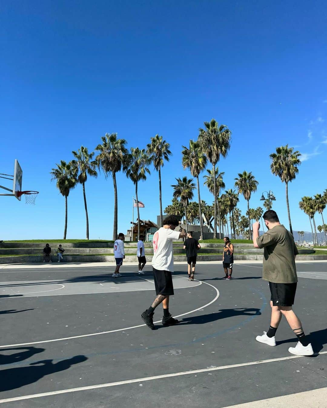 フィリッペ・トレドさんのインスタグラム写真 - (フィリッペ・トレドInstagram)「Dia de resenha com @podpah x @nbabrasil em Santa Monica 🏀 Obrigado pela vibe!」10月31日 7時42分 - filipetoledo