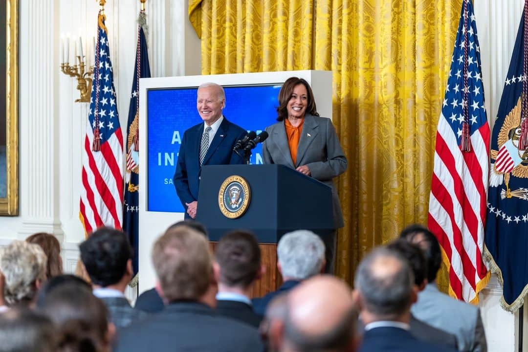 ジョー・バイデンのインスタグラム：「Today, @POTUS and I announced an Executive Order to ensure our nation leads the world in artificial intelligence.  This historic EO is the most significant action taken by any government in the world to ensure AI advances innovation and protects rights and safety.」