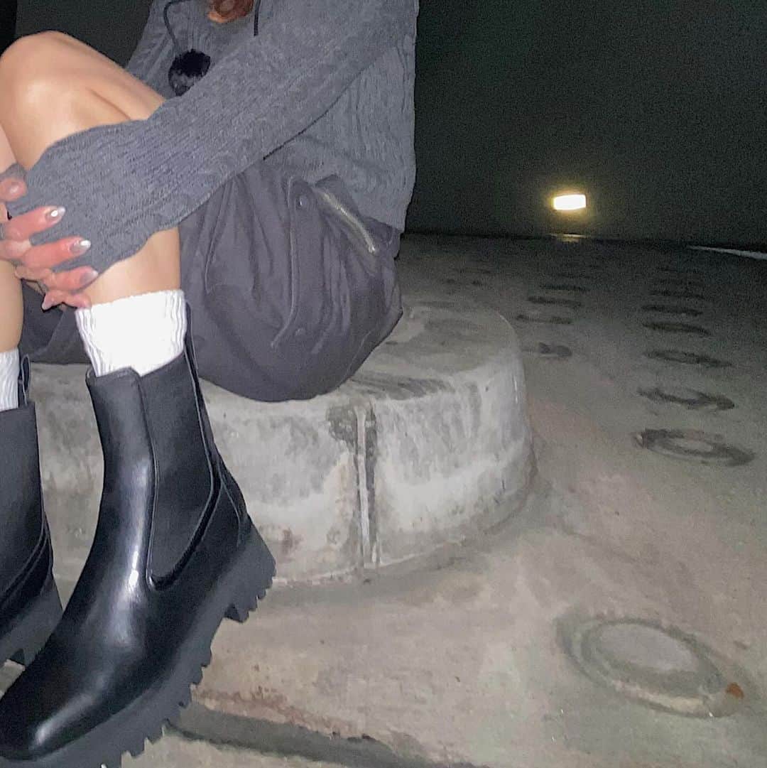 室原彩夏さんのインスタグラム写真 - (室原彩夏Instagram)「ㅤㅤㅤㅤㅤㅤㅤㅤㅤㅤㅤㅤㅤ @clarksshoes  中フカフカで履きやすくて最高💖 ㅤㅤㅤㅤㅤㅤㅤㅤㅤㅤㅤㅤㅤ #clarks #クラークス #pr」10月31日 8時40分 - muro_aya