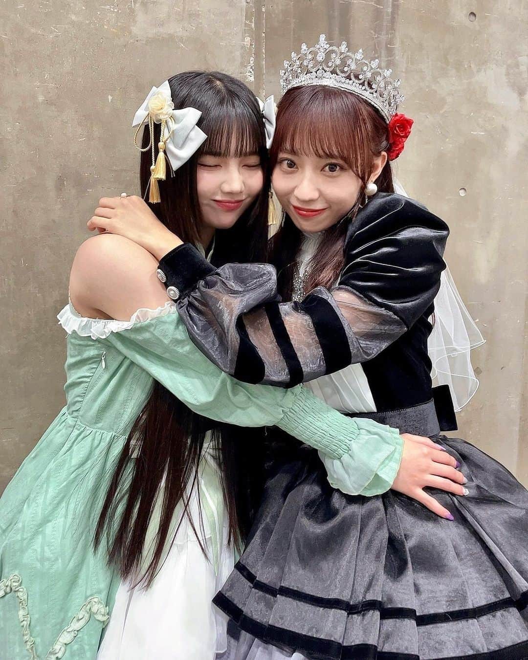 北川愛乃さんのインスタグラム写真 - (北川愛乃Instagram)「.  ゆづさんとの最近のお宝写真💎𓂃 𓈒𓏸◌  ゆづさんと出会えて、一緒に活動できて 幸せでした🥲 私もゆづさんのような先輩になれるように 頑張りますっっ❤️❤️  ゆづさんの笑顔も大好きだから これからも笑顔あふれる 幸せな人生になりますように…🌈✨  #SKE48 #idol #先輩 #卒業  #おめでとうございます #寂しい #お姫様  #大好き @yuzukihidaka_0401」10月31日 9時03分 - kitagawayoshino