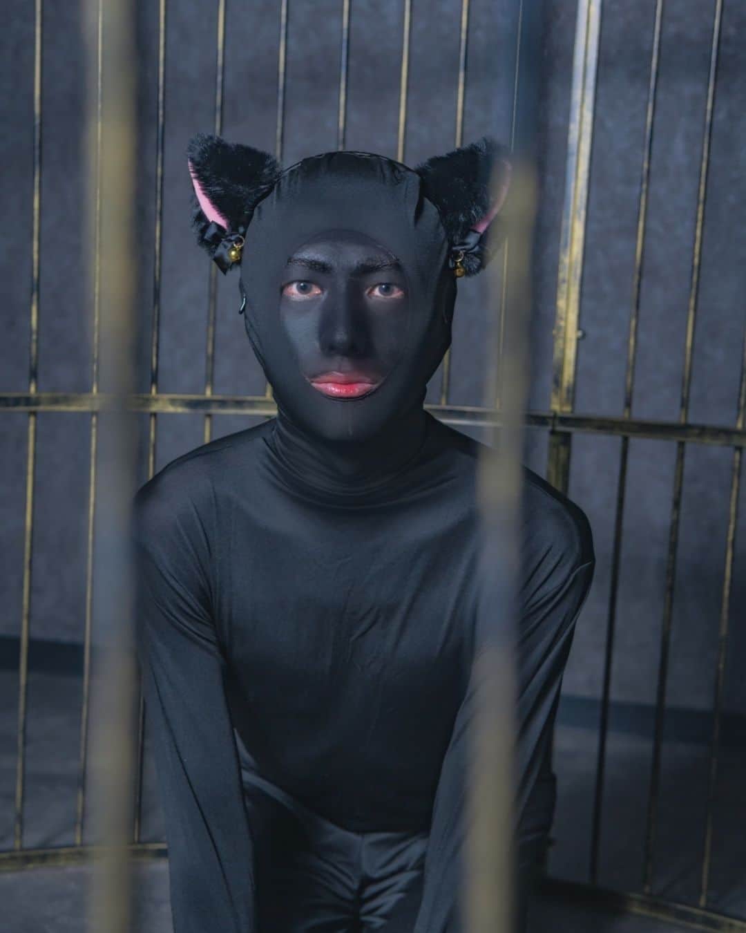 YUYAのインスタグラム：「先日助けていただいた黒猫です🐈‍⬛」