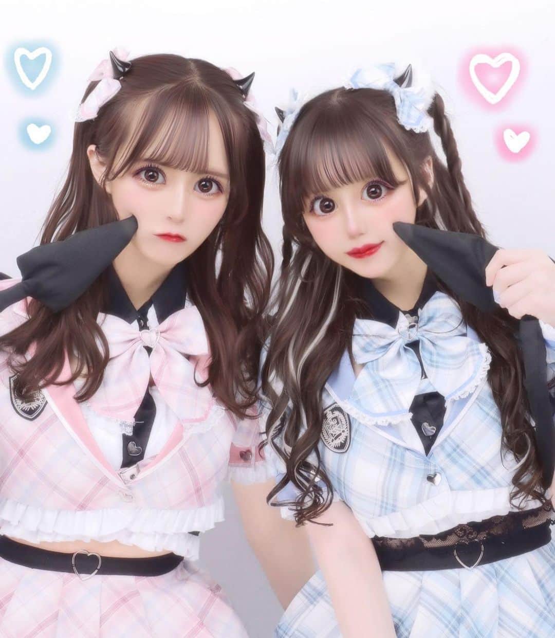 桜井ひかるさんのインスタグラム写真 - (桜井ひかるInstagram)「𓂃 𝕙𝕒𝕡𝕡𝕪  𝕙𝕒𝕝𝕝𝕠𝕨𝕖𝕖𝕟‪ 𓂃  ハロウィンライブありがとうございました🎃 ゆのんちゃんと双子でデビル制服着たよ💭  いいねとコメントくれないと イタズラしちゃうぞ〜！！  #コスプレ#halloween #ハロウィン#ハロウィンコスプレ #ハロウィンパーティー #プリクラ#ぷりんと倶楽部#todayl#プリクラ加工#プリクラ落書き#ハロウィンプリ#Marymoon#マリームーン」10月31日 20時52分 - hikarunroll_