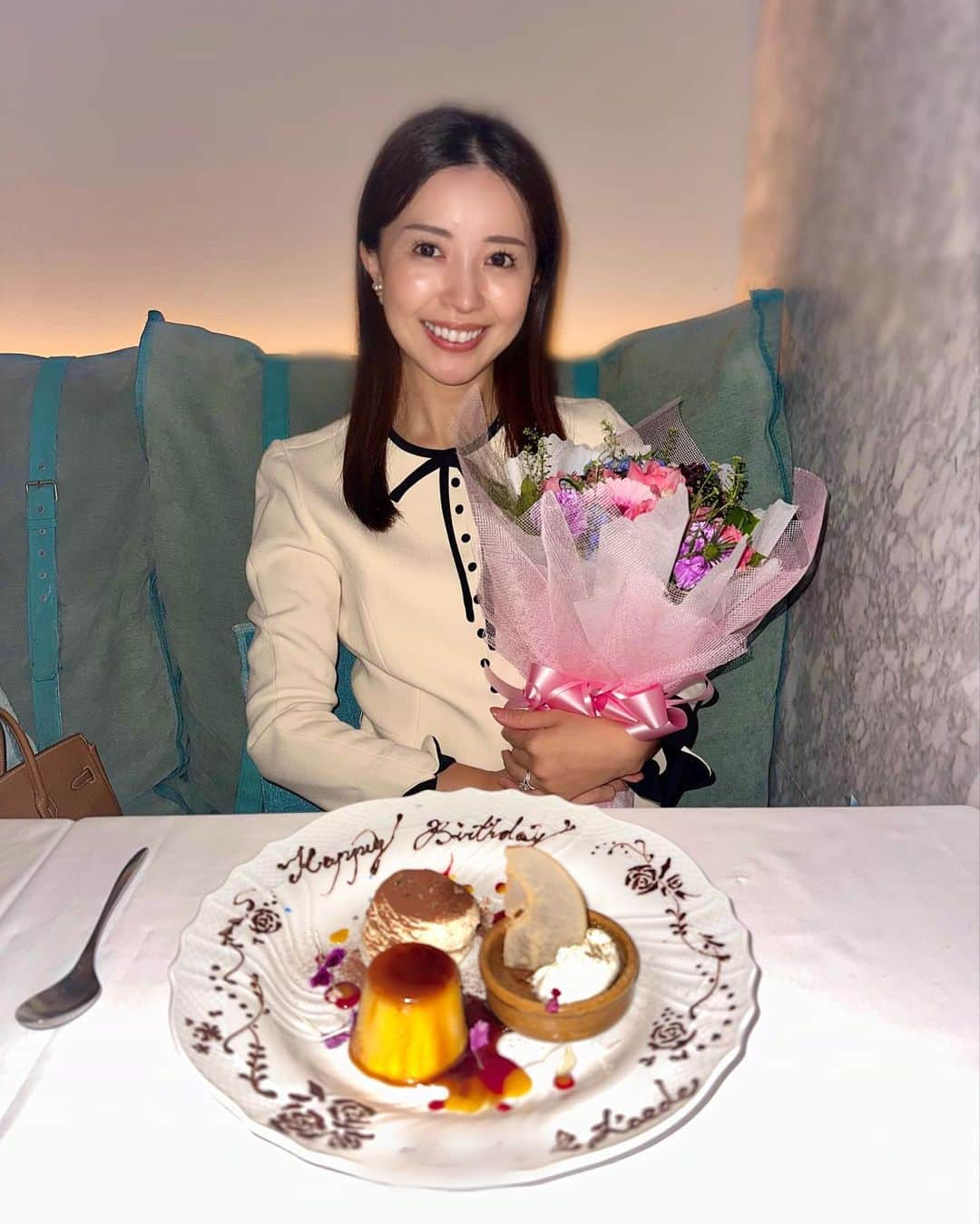 五條まりなのインスタグラム：「♡ 　 昨日は誕生日でした🎂 写真は夫と合同バースデーディナーをした時の。 ⁡ ⁡ なにはともあれ、健康第一！ ⁡ ⁡ #1030 @kisaki_airi 今年もおめでとう🤍」