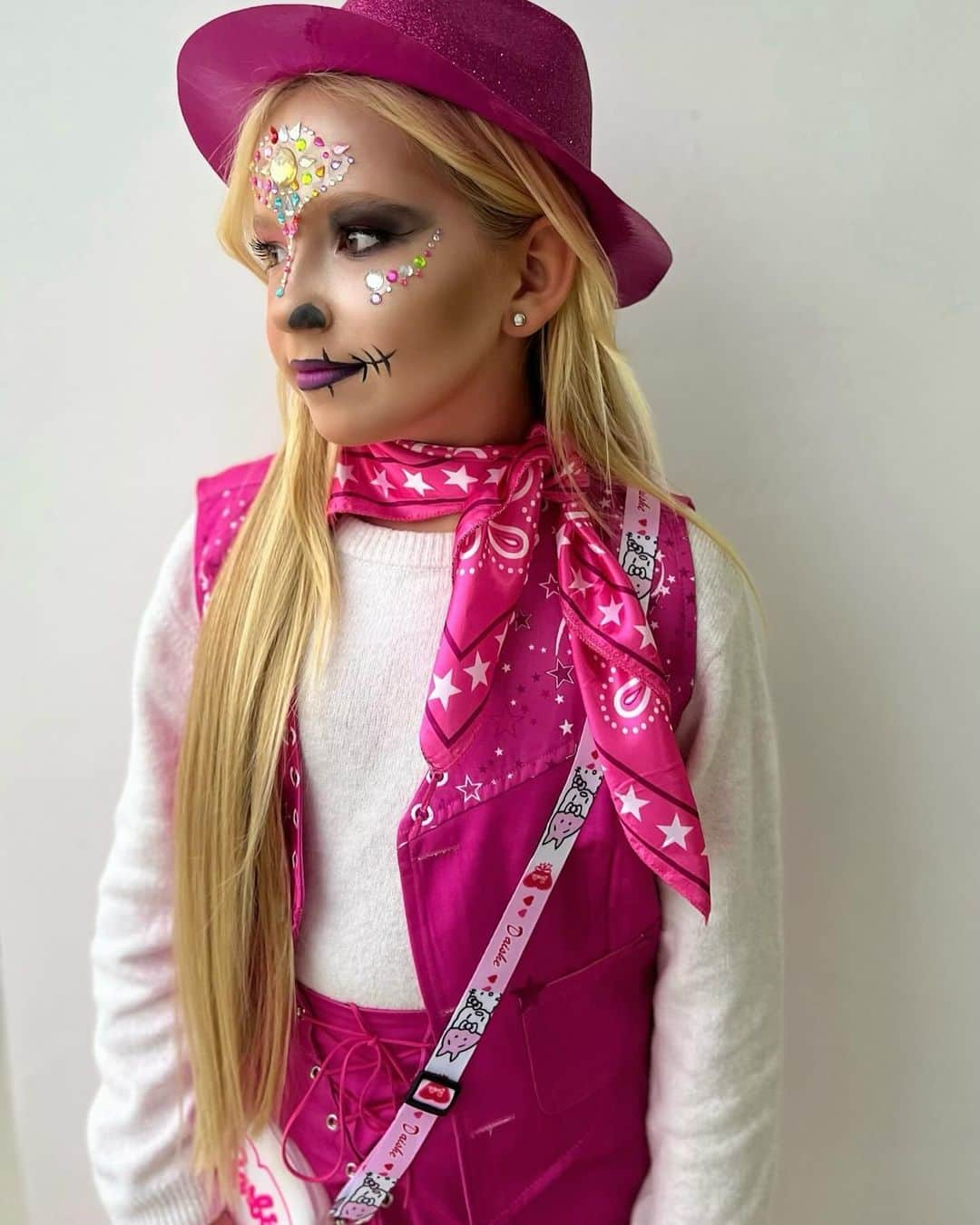 イヴァン・ラキティッチさんのインスタグラム写真 - (イヴァン・ラキティッチInstagram)「Mi barbie catrina y mi maléfica favorita os desean Feliz hallowen a tod@s🎃👻👹💀🎃」10月31日 19時35分 - ivanrakitic