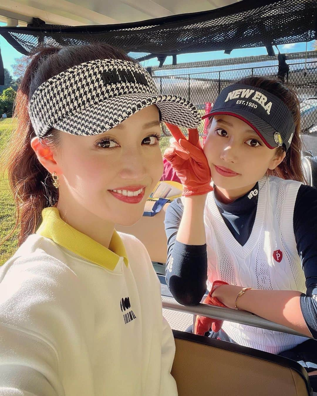 杉田恵李奈さんのインスタグラム写真 - (杉田恵李奈Instagram)「PGM南市原ゴルフクラブ⛳️ この日も最高ですた🌞 日中は暑いのでもう少し涼しくなって欲しいくらい。 赤ちゃん @_shion__06 もご満悦の様子( ＾∀＾) 『ゴルフ女子』じゃなくて『ゴルス女子』って噛む2人。 色んな場所に行きたいので、女の子だけで気軽に行ける ゴルフ場を偵察中🙋‍♀️ もう10月終わりかぁ。お早ですっ😵‍💫 . . #pgm南市原ゴルフクラブ#golf#ゴルフ#千葉県 #ゴルフウェア#ゴルフコーデ#golfwear#nbbweekend  #あまり素振りをしない方が上手く打てる説 #人は愛でアップデートするんだと思う」10月31日 19時36分 - erina_roppongi