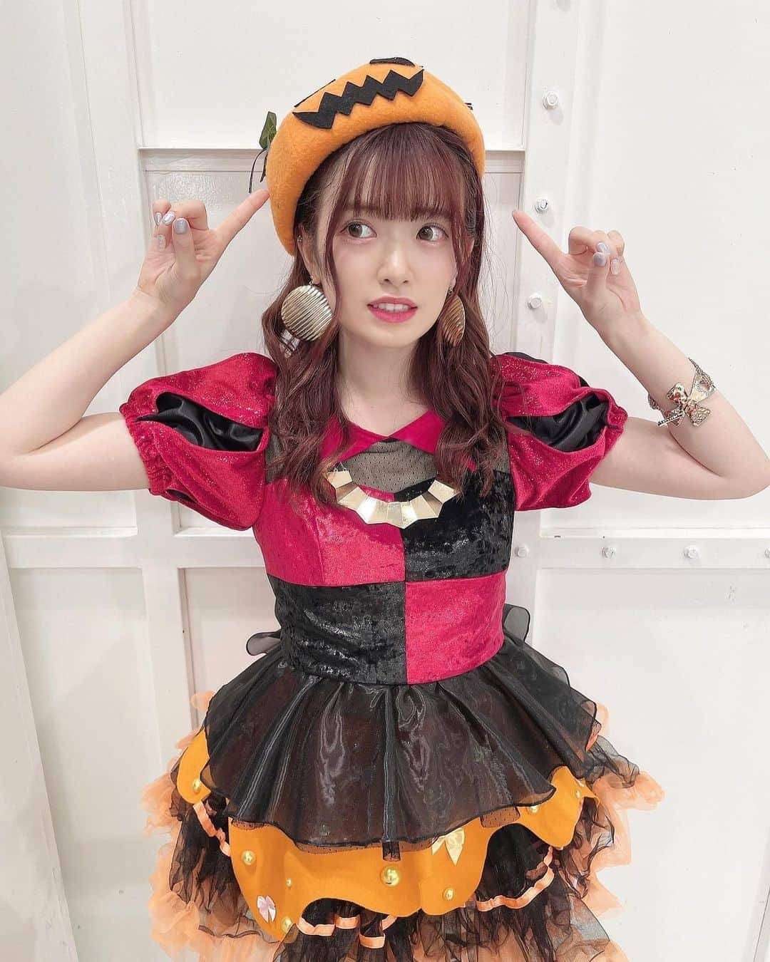 武藤小麟さんのインスタグラム写真 - (武藤小麟Instagram)「. 👻🎃𝗛𝗔𝗣𝗣𝗬 𝗛𝗔𝗟𝗟𝗢𝗪𝗘𝗘𝗡 🎃👻 𓂃 𓈒𓏸  かぼちゃのベレー帽 初めて被ったぁ( ¨̮ )   #ハロウィン  #仮装  #パンプキン  #衣装  #ベレー帽  #happyhalloween #halloween #かぼちゃ」10月31日 19時40分 - muto_orin