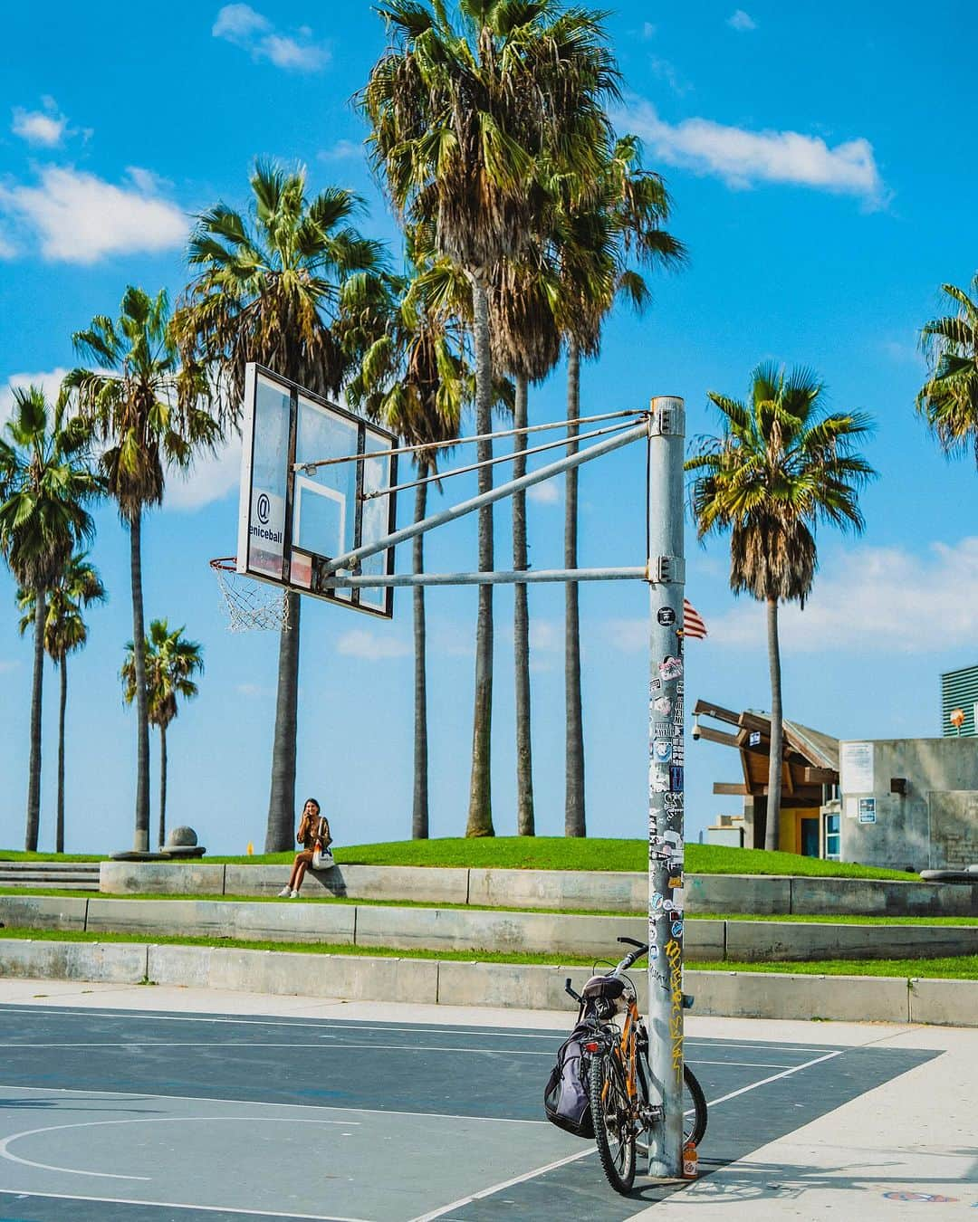 雄三 雨宮さんのインスタグラム写真 - (雄三 雨宮Instagram)「My vacation in LA🇺🇸🇺🇸🇺🇸  #ロサンゼルス #losangeles  #LA #rowdtla #santamonica  #venicebeach #NBA #losangeleslakers  #phoenixsuns  #vacation #freehandhotels  #🇺🇸🇺🇸🇺🇸」10月31日 19時53分 - amezooon