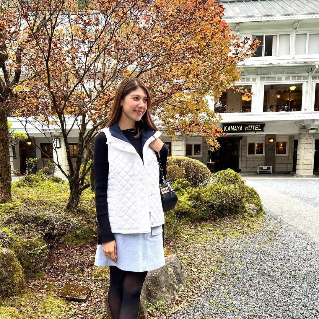 寺内千穂さんのインスタグラム写真 - (寺内千穂Instagram)「⁡ご招待いただき、日光にある金谷ホテルへ🍂 創業150年。 日本と西洋を取り入れた日本最古のリゾートホテルは、温かくほっとする気持ちになる場所でした。 ⁡ お昼は『百年ライスカレーランチ』。 奥深い甘さのあるカレーで、後からくるほんのりスパイス感がたまらない、子どもから大人まで楽しめるカレーです😋 ⁡ 今が時期の紅葉の美しい日光へいらした際は、ぜひご賞味ください🤍  #とちぎ未来大使 #金谷ホテル #kanayahotel #日光 #紅葉 #pr」10月31日 19時55分 - chiho_terauchi