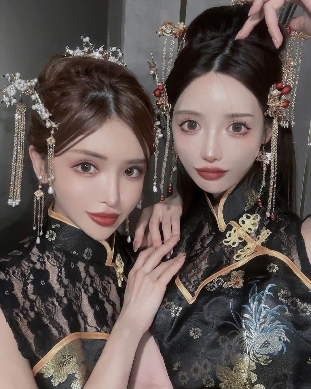 小原優花のインスタグラム：「Halloween🇨🇳🖤👻 @mutoshizuka0204 💋」