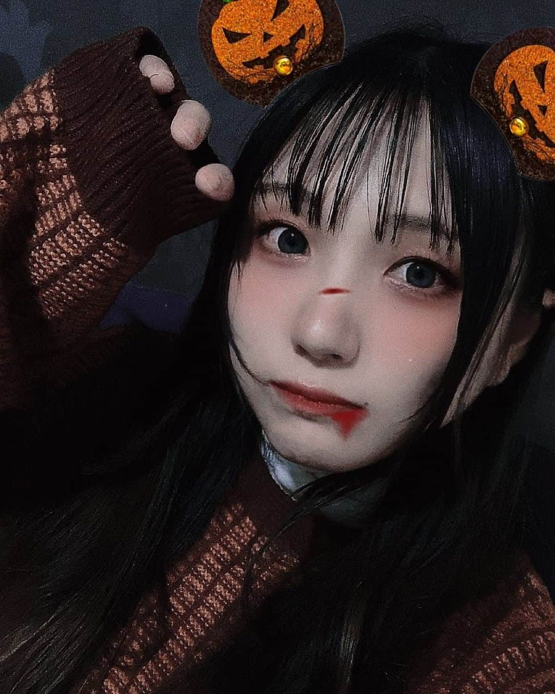 空見ゆきのインスタグラム：「急ごしらえハロウィン🎃  #ハロウィン  #ハロウィン仮装」