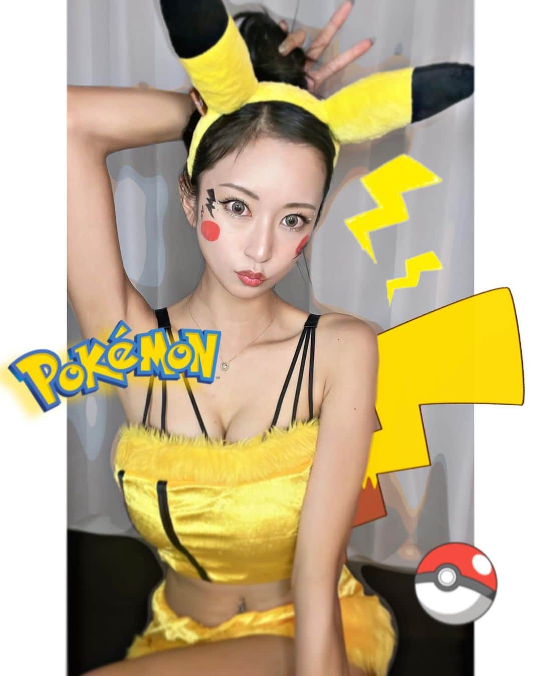 だふちゃん 。さんのインスタグラム写真 - (だふちゃん 。Instagram)「⚡️ ⚡️  happy Halloween🎃  #ポケモン #ピカチュウ #コスプレ #pokemon #pikachu #halloween」10月31日 20時00分 - a19950827a