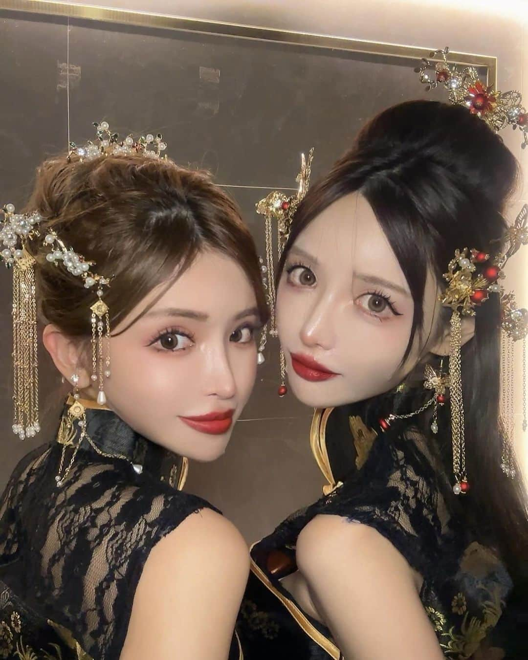 武藤静香さんのインスタグラム写真 - (武藤静香Instagram)「. なんか強そ？🇨🇳wはぴはろ🎃🖤 @yunkoro519🖤 . . #姉妹#ハロウィンコスプレ#ハロウィンメイク#ワンホン」10月31日 20時00分 - mutoshizuka0204