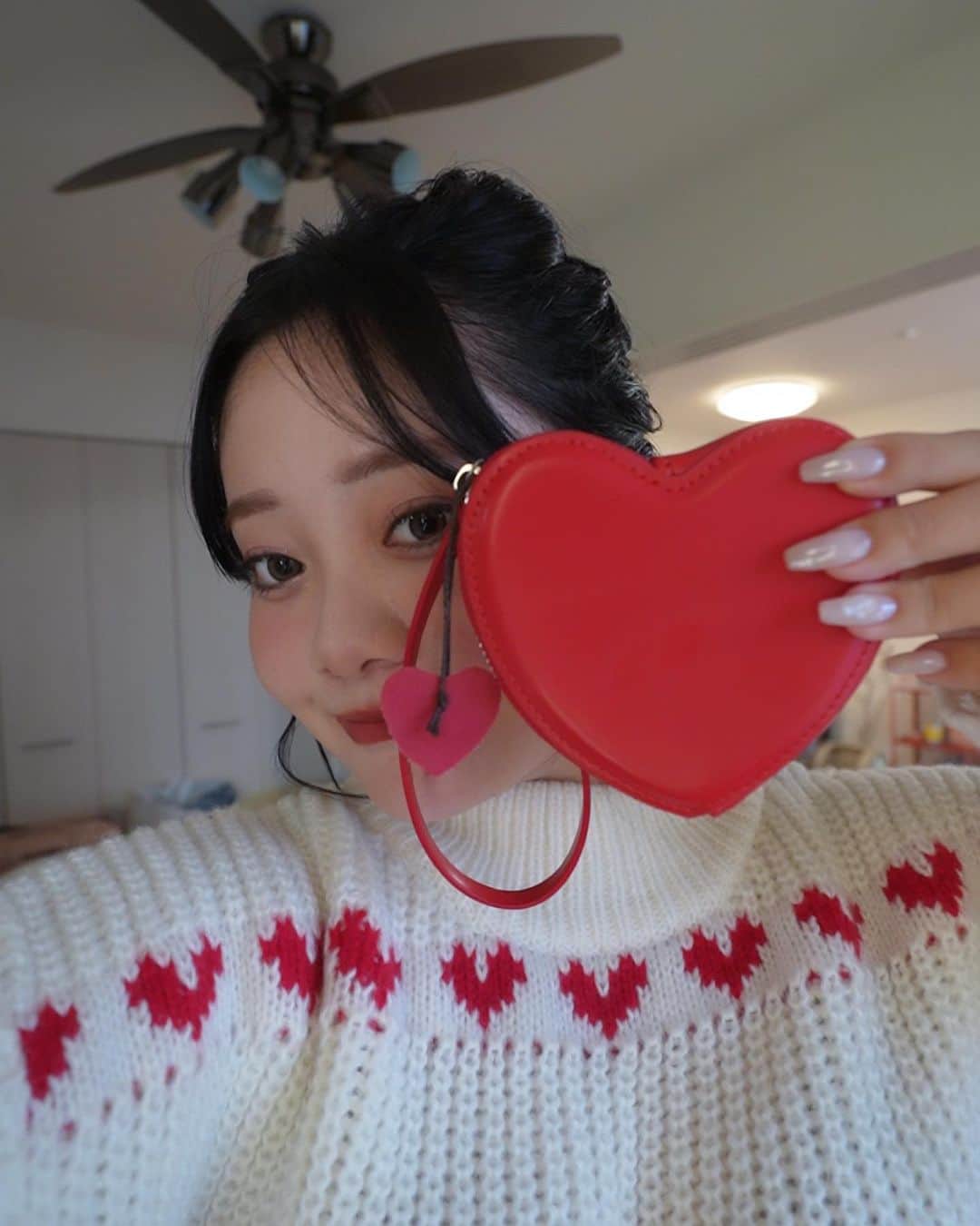 沢田野乃華のインスタグラム：「家汚いのバレるね🎃💞」