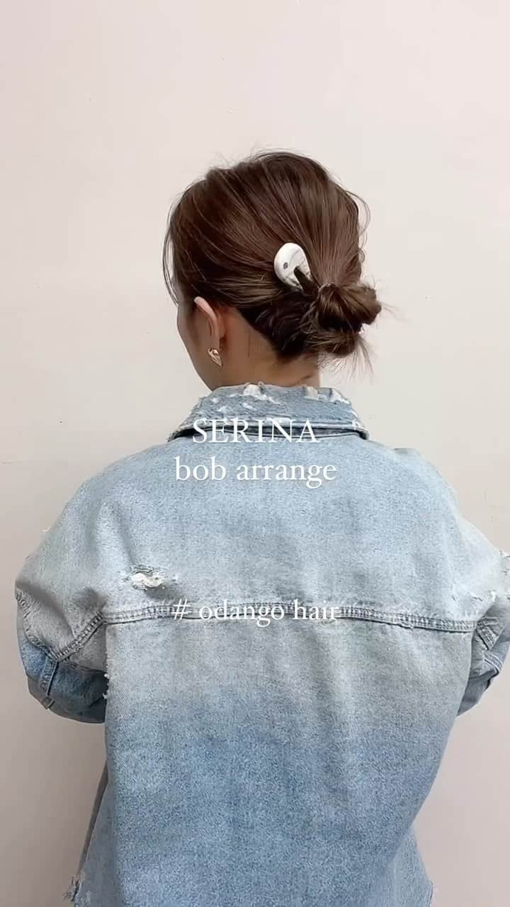 瀧本芹奈のインスタグラム：「せりなあれんじ🕊🤍  ボブ×お団子  #ボブ #ボブアレンジ #ボブヘアアレンジ #お団子 #お団子アレンジ #お団子ヘア #ヘアアレンジ #ヘアアレンジ動画 #セルフアレンジ #セルフアレンジ動画 #ズボラアレンジ #ズボラアレンジ動画 #セリナアレンジ #セリナアレンジ動画」