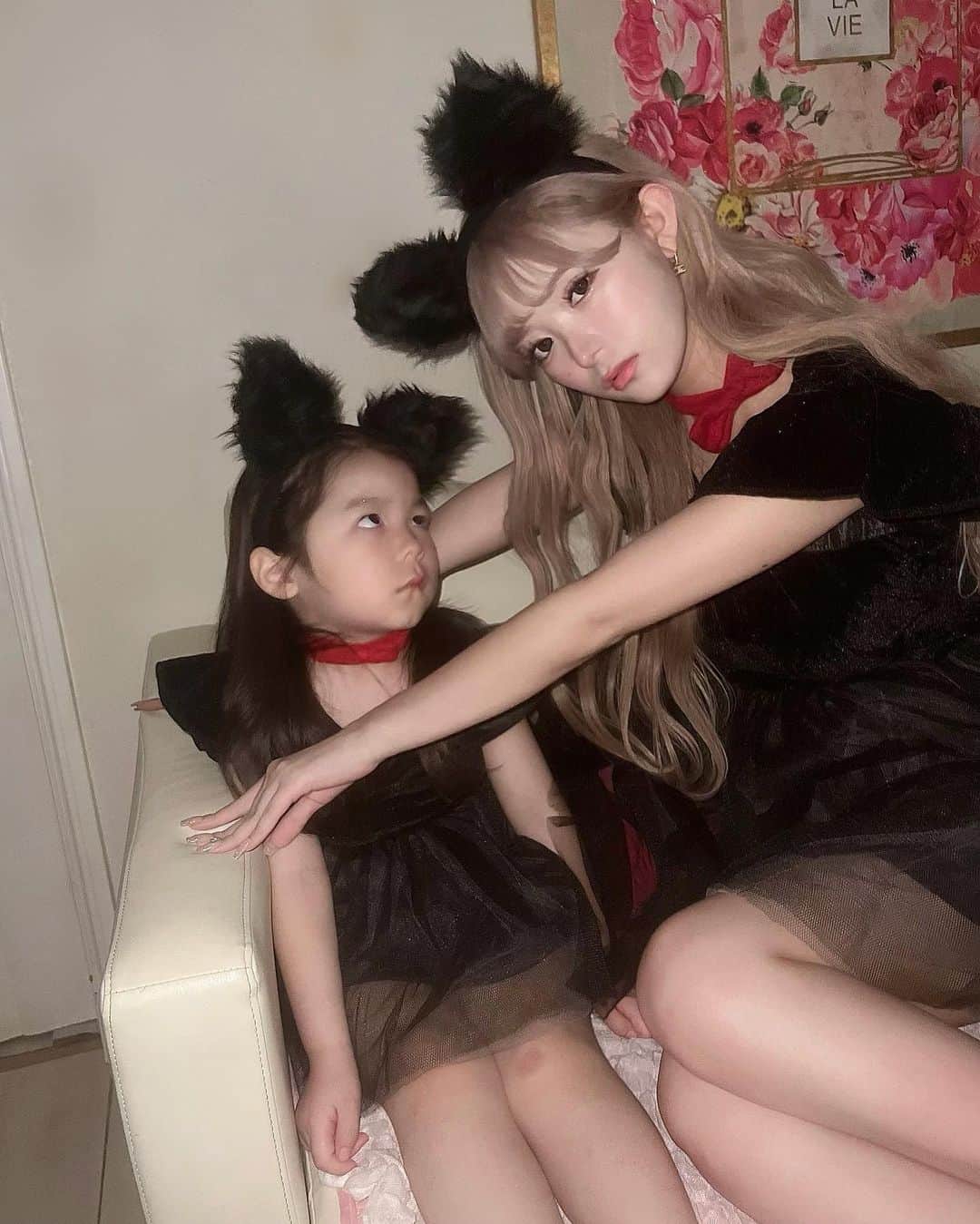 松田聖菜さんのインスタグラム写真 - (松田聖菜Instagram)「happyHalloween🖤🖤🖤  今年のハロウィンはららとネコ魔になってみた🖤」10月31日 20時13分 - seinaaa_0318