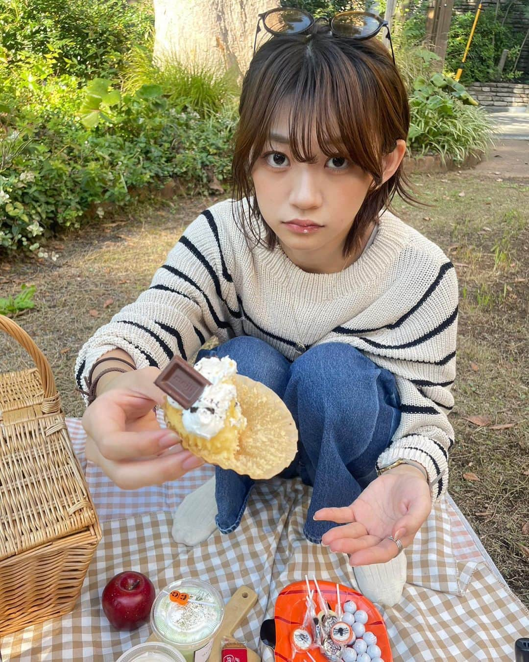 板倉可奈さんのインスタグラム写真 - (板倉可奈Instagram)「Halloween picnic 🎃🧺  今年は公園でハロピクしたよ~ 色々事件発生しまくりな1日でした笑 (それはまた後日お話しするね)  #ピクニック #ハロウィン #kanacolor」10月31日 20時34分 - kn.sii.i