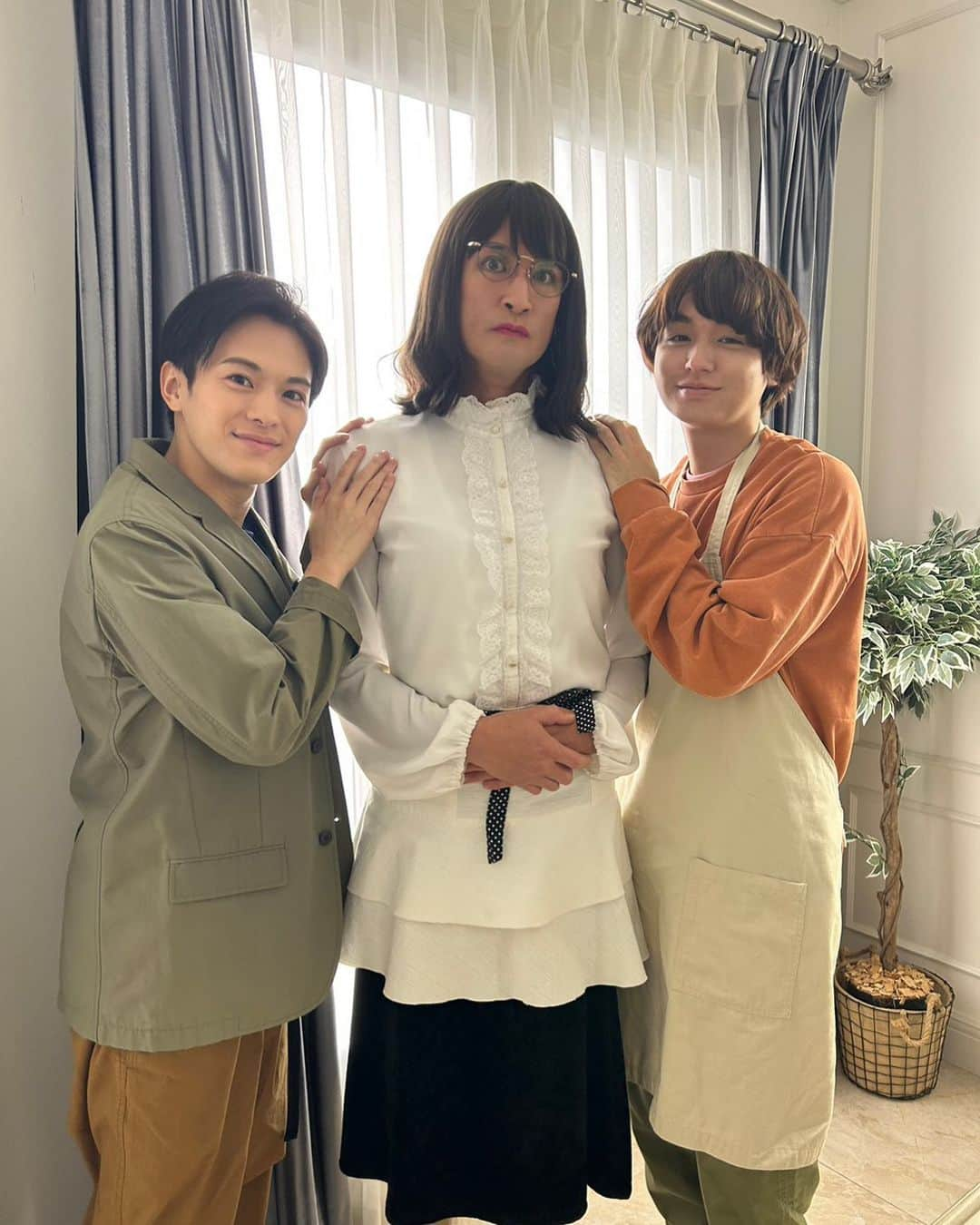 家政夫のミタゾノさんのインスタグラム写真 - (家政夫のミタゾノInstagram)「#家政夫のミタゾノ 第4話の放送は今夜9時から🕘  お待たせ致しました！！ ミタゾノさん✖️ひー坊✖️啓介の3S公開📸  【家政夫のミタゾノ】がお送りする ラブストーリーをお見逃しなく❤️  #松岡昌宏 #伊野尾慧 #松倉海斗」10月31日 12時00分 - mitazono_desu