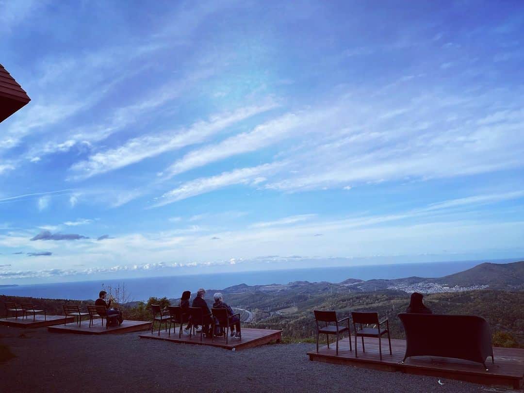 加藤響子さんのインスタグラム写真 - (加藤響子Instagram)「360度、海。 遮るものも、柵も、なし😍😆」10月31日 13時02分 - katokyooooooooo