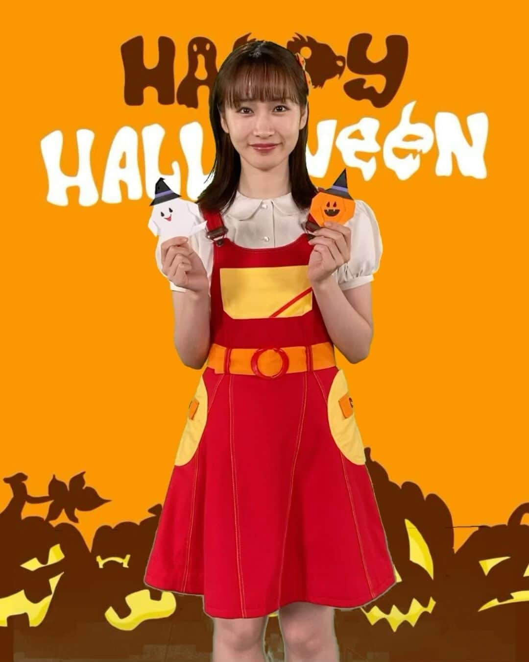 フジテレビ「チャギントン」のインスタグラム：「👻🎃HappyHalloween🍭🍬  きょう 10月31日はハロウィン😈 ⁡ Trick or Treat🍭🍬🍫🍩 おかしをくれなきゃイタズラしちゃうぞฅ(๑•̀ω•́๑)ฅ💫  キッズナビゲーターのいちるくん、あづきちゃんは、ほっぺたにフェイスシールを貼ってみたよ😊❤️  みんなも、なりきり帽子やなりきりカチューシャをつかってチャギントンナビゲーターに仮装してみてね🎵   #チャギントン #gogoチャギントン #フジテレビ #岸本理沙 #竹之下一瑠  #三井絢月  #ハロウィン #ハロウィーン #happyhalloween ⁡ ⁡#仮装 #トリックオアトリート #TrickorTreat⁡ ⁡#ジャックオランタン #かぼちゃ #お菓子」