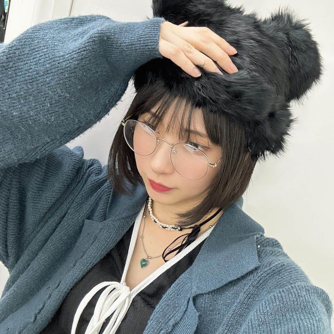 まなこのインスタグラム：「冬服の季節🎵 ほんまにサイコーー🫶  #오오티디 #옷스타그램 #셀카 #ボブ #冬服コーデ」