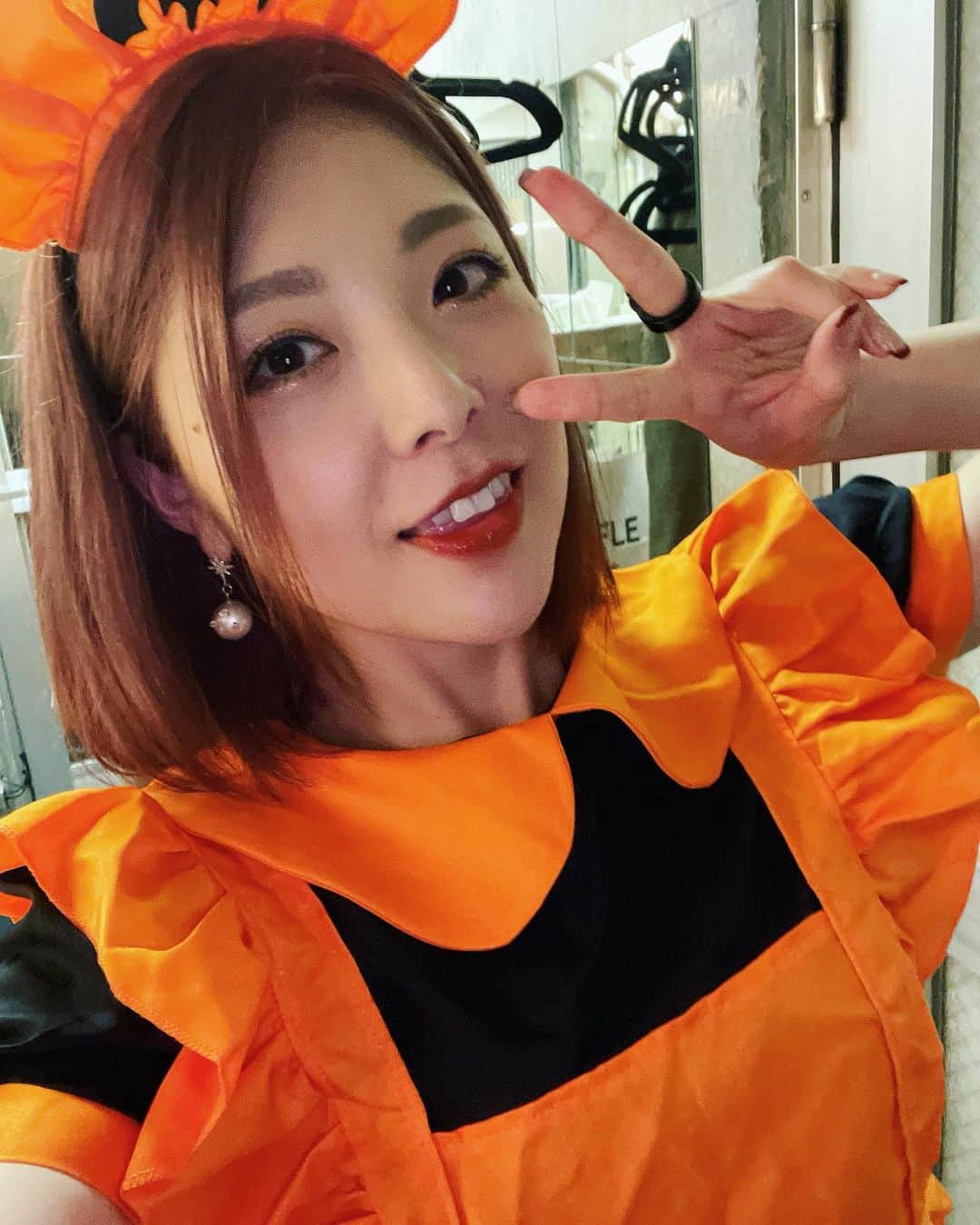 小川麻琴さんのインスタグラム写真 - (小川麻琴Instagram)「Happy Halloween🎃❤️👻  先日のバースデーコスプレはカボチャのメイドでした🤭✨  #ハロウィン #ハロウィンコスプレ  #かぼちゃ #メイド」10月31日 13時31分 - 1029_makoto