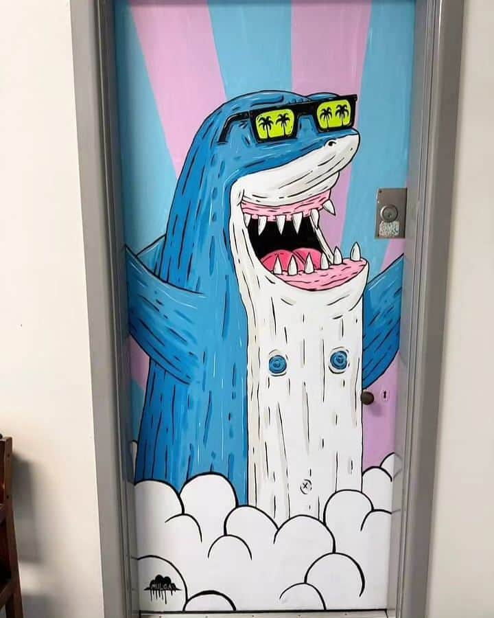 MULGAさんのインスタグラム写真 - (MULGAInstagram)「I've been painting heaps of doors and murals at schools lately 🚪🚪🚪⁣ ⁣ These are all the doors from my recent door painting project at Malabar Public School 🐨🦩🐯🦒🦍🐸🦈⁣ ⁣ Big thanks to Kristy and the crew at Malabar Public School for getting me back for more art making. ⁣ ⁣ Hit my up for a no obligation quote for some Mulga paint action at your school⁣ 🎨😎🎨」10月31日 13時46分 - mulgatheartist